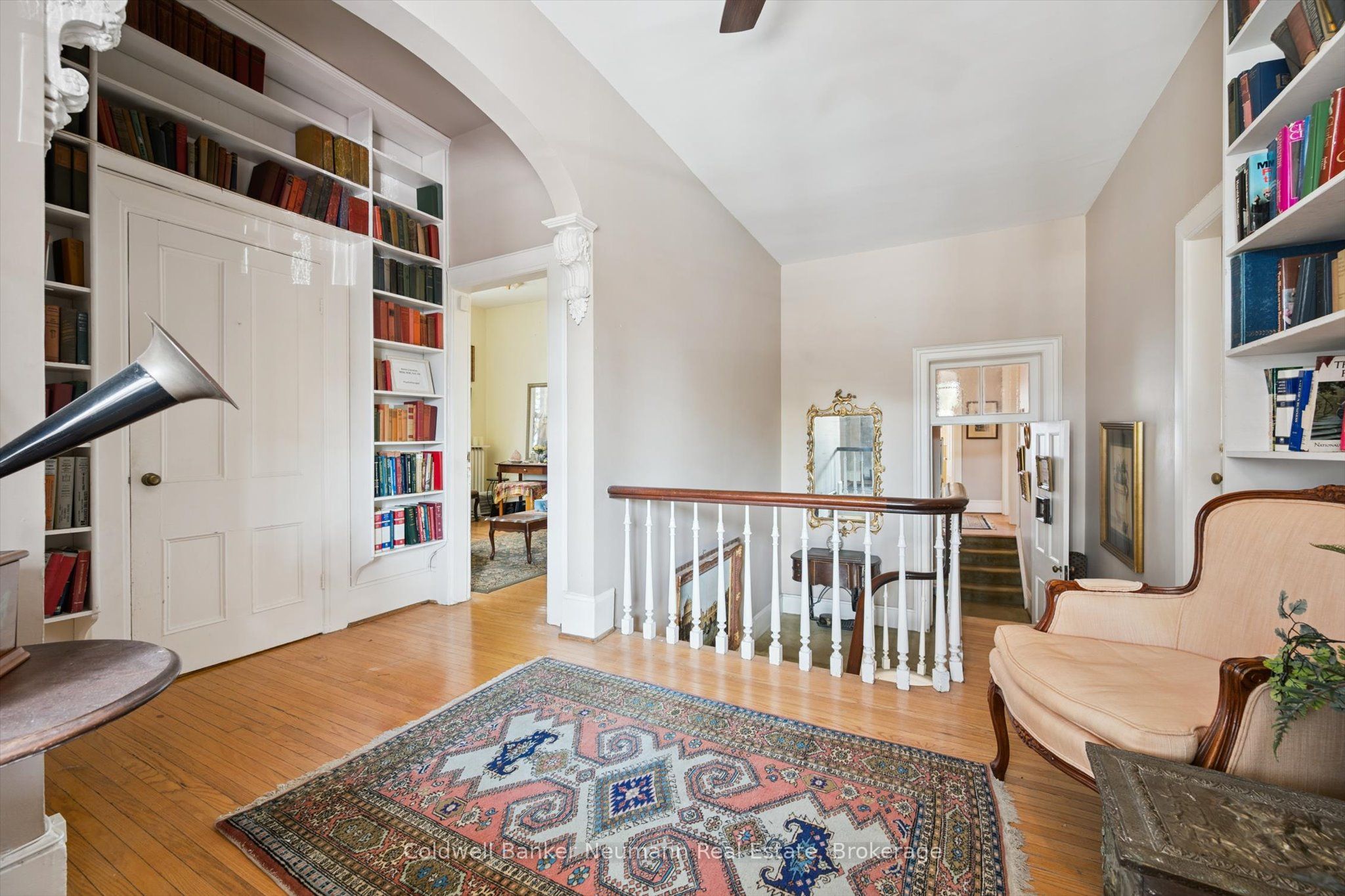 221 Woolwich Street Property Photo 26