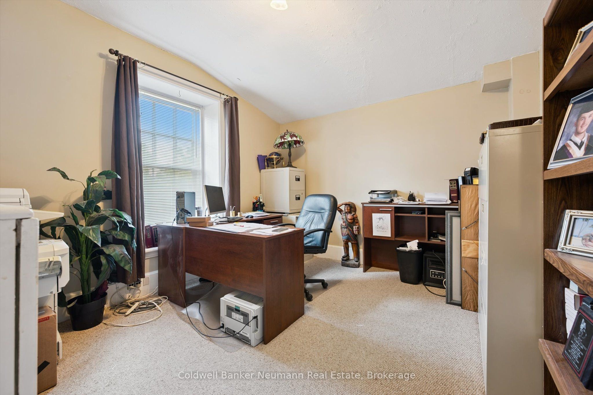 221 Woolwich Street Property Photo 36