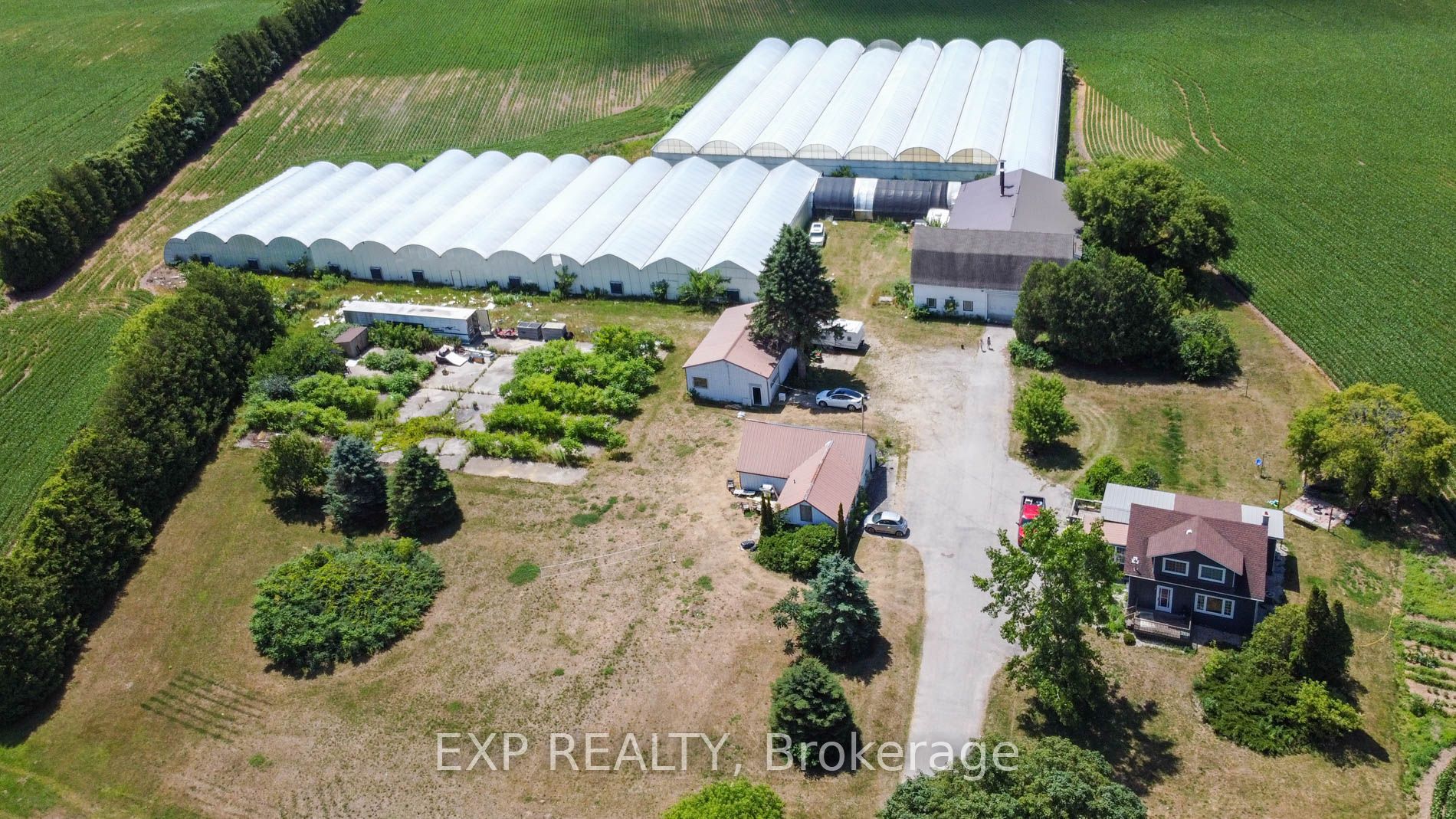 926 Fairground Road Property Photo 1