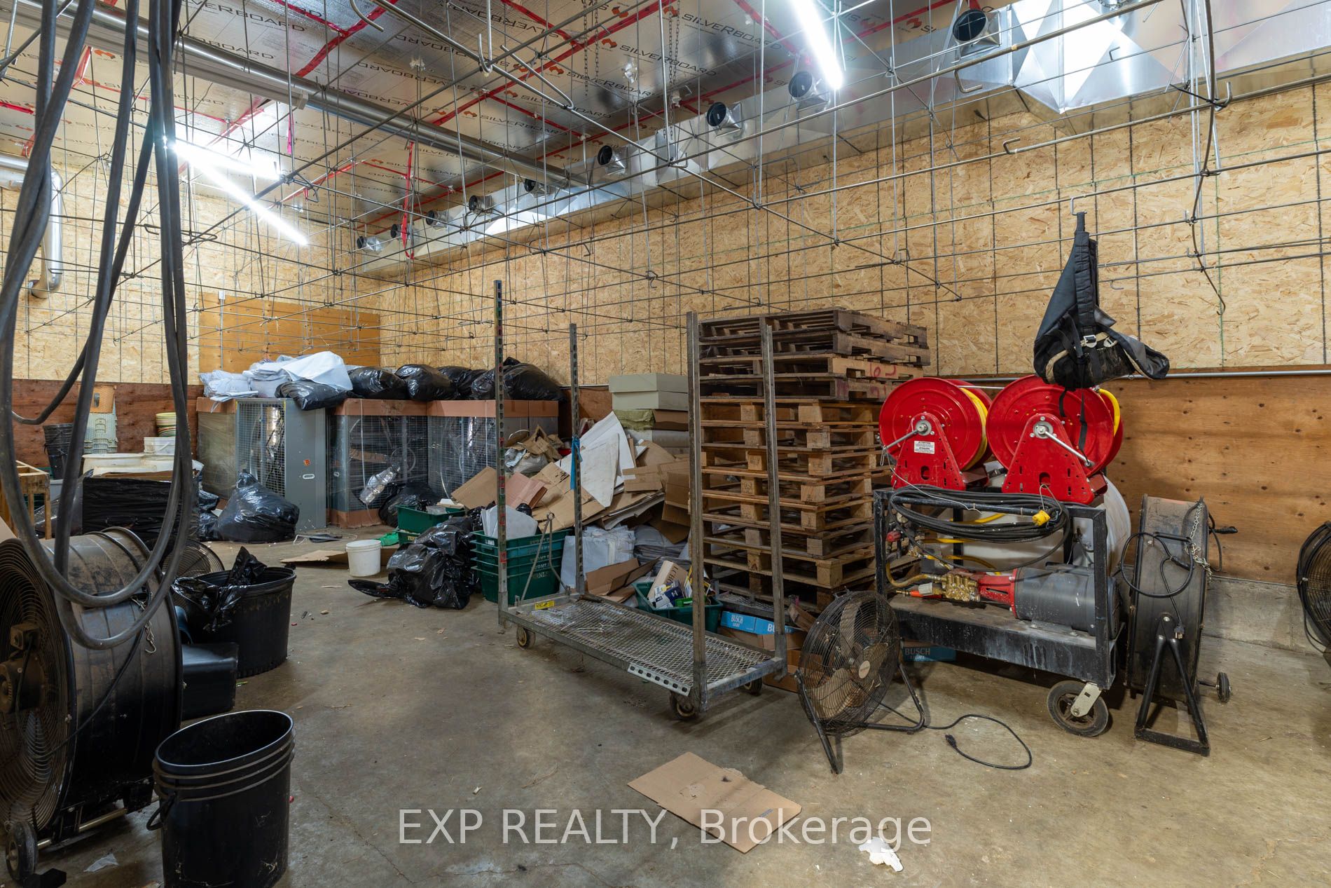 926 Fairground Road Property Photo 32