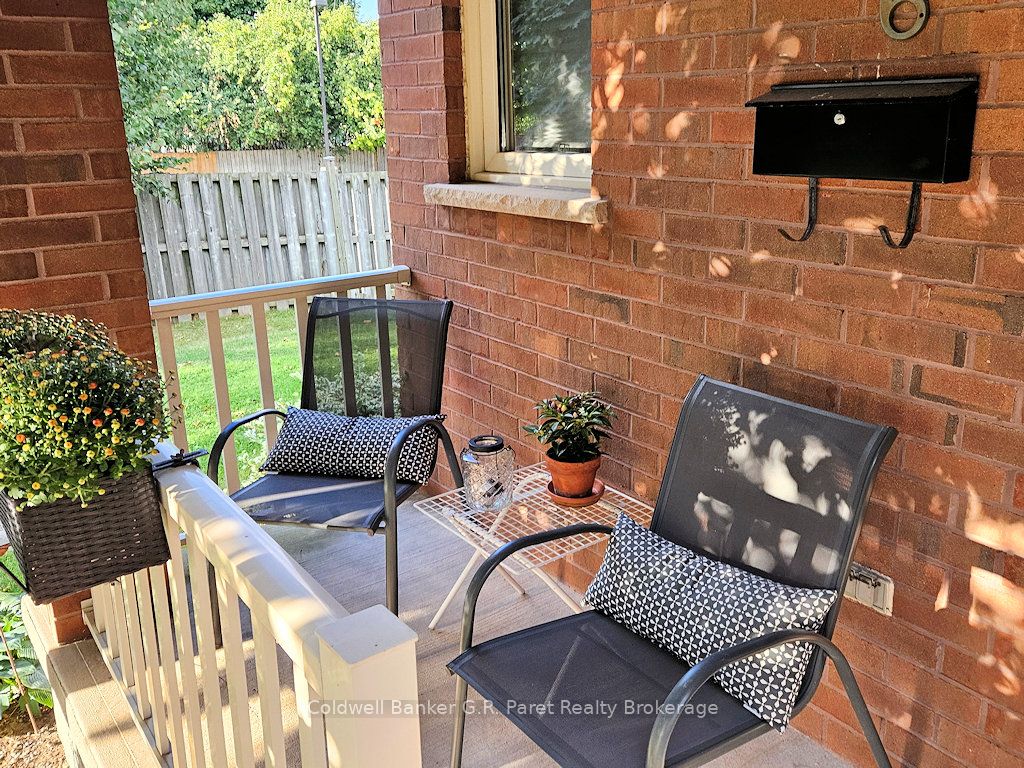 622 Wharncliffe Rd. South Road 6 Property Photo 3