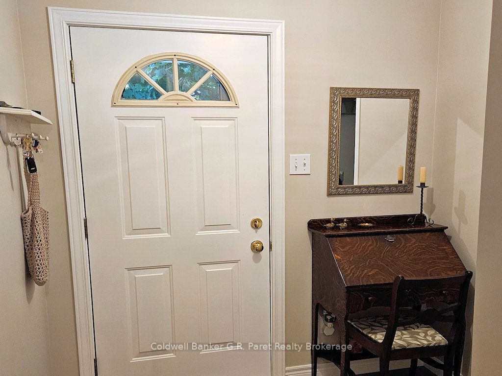 622 Wharncliffe Rd. South Road 6 Property Photo 4