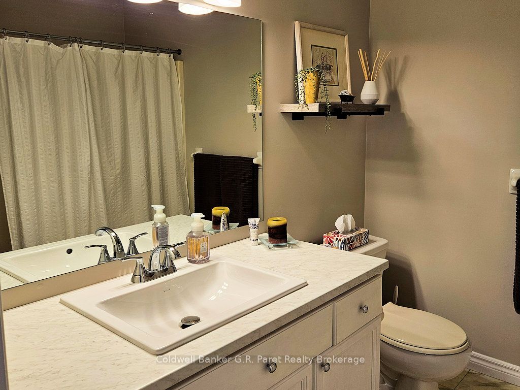 622 Wharncliffe Rd. South Road 6 Property Photo 17