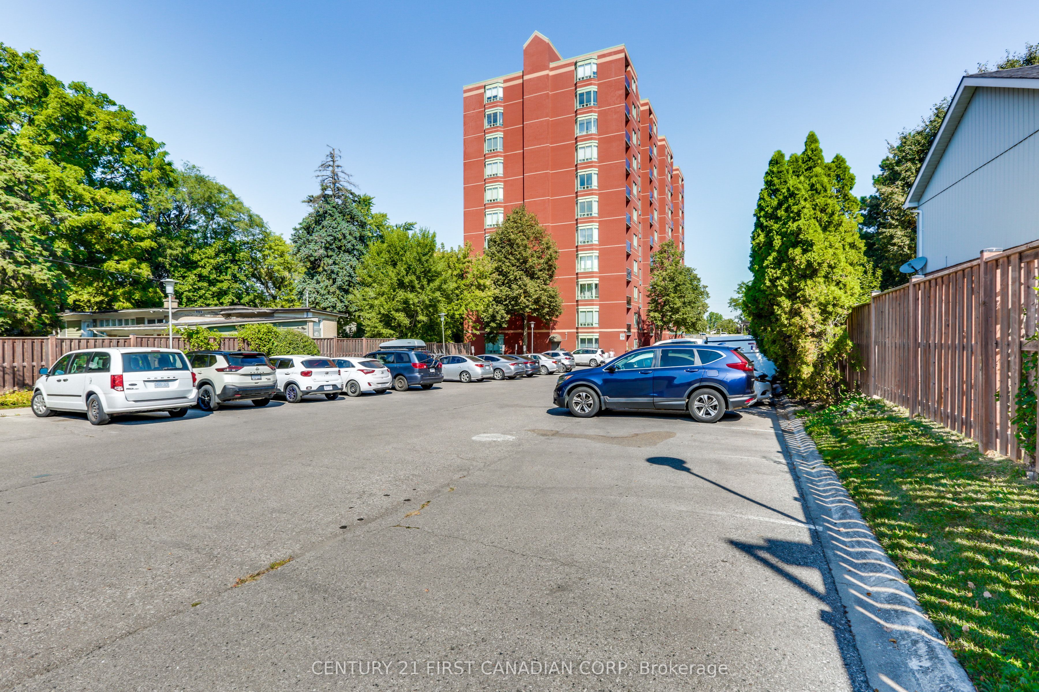 76 Base Line Road W 201 Property Photo 2