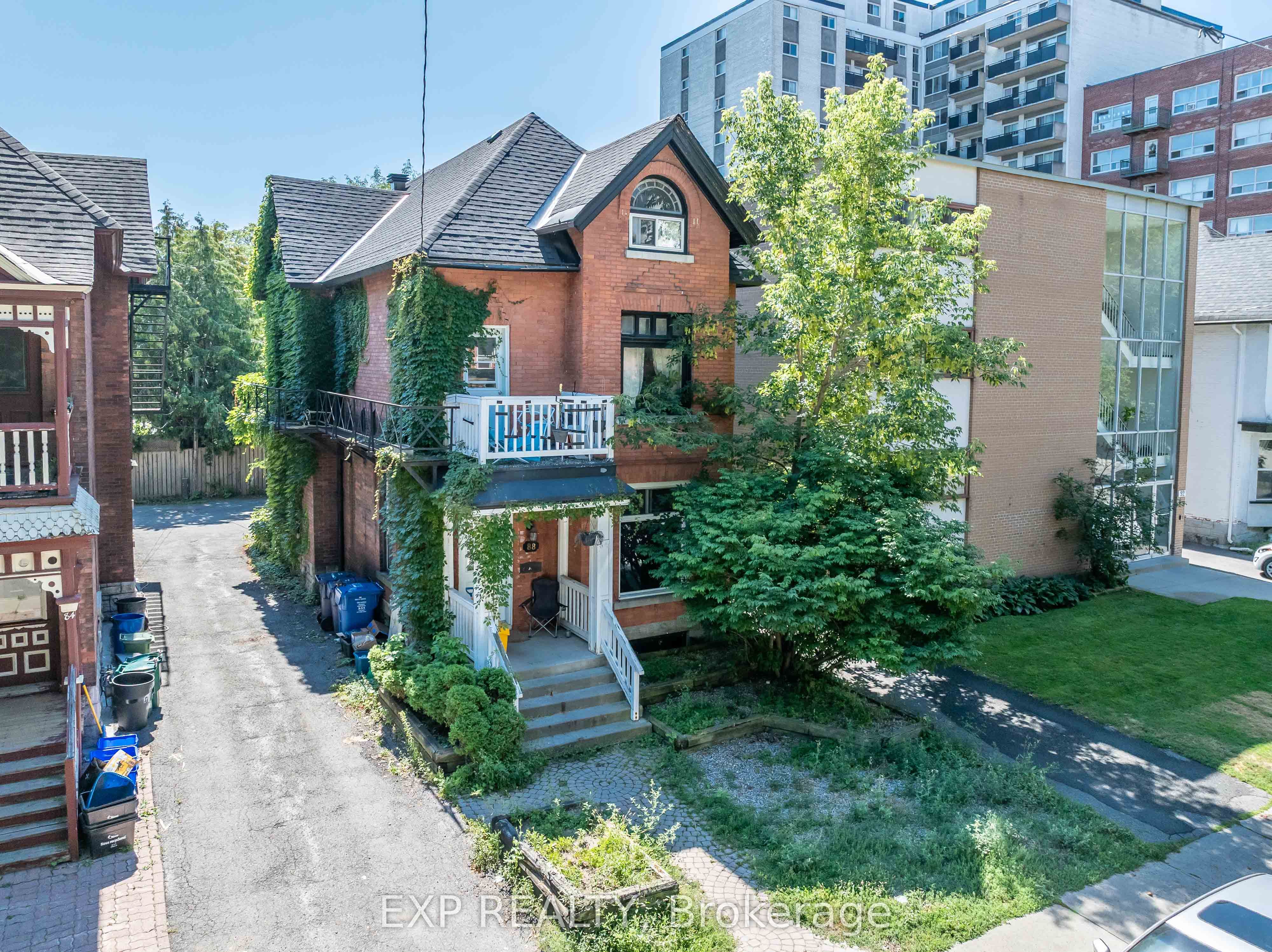 88 Maclaren Street Property Photo 4