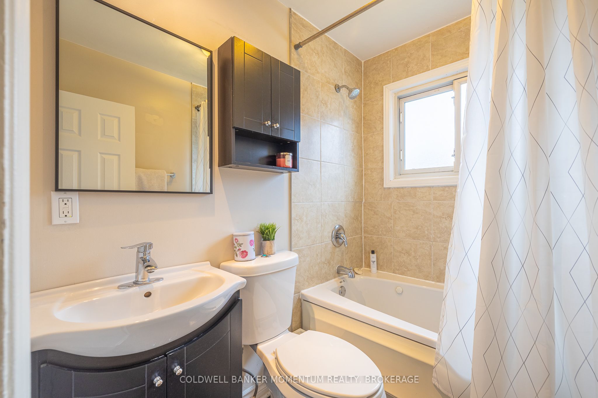 35 Kinsey Street Property Photo 25