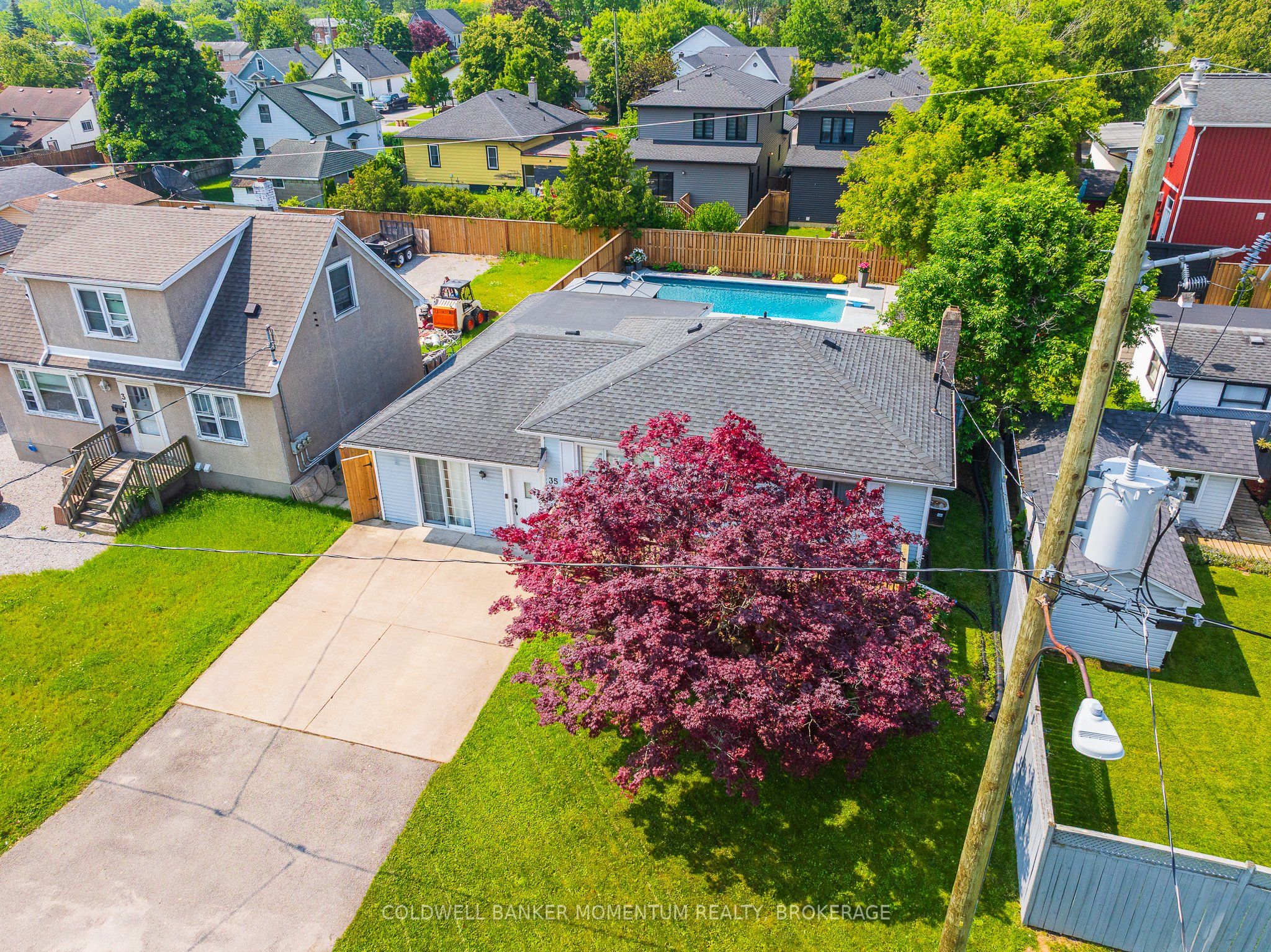 35 Kinsey Street Property Photo 46