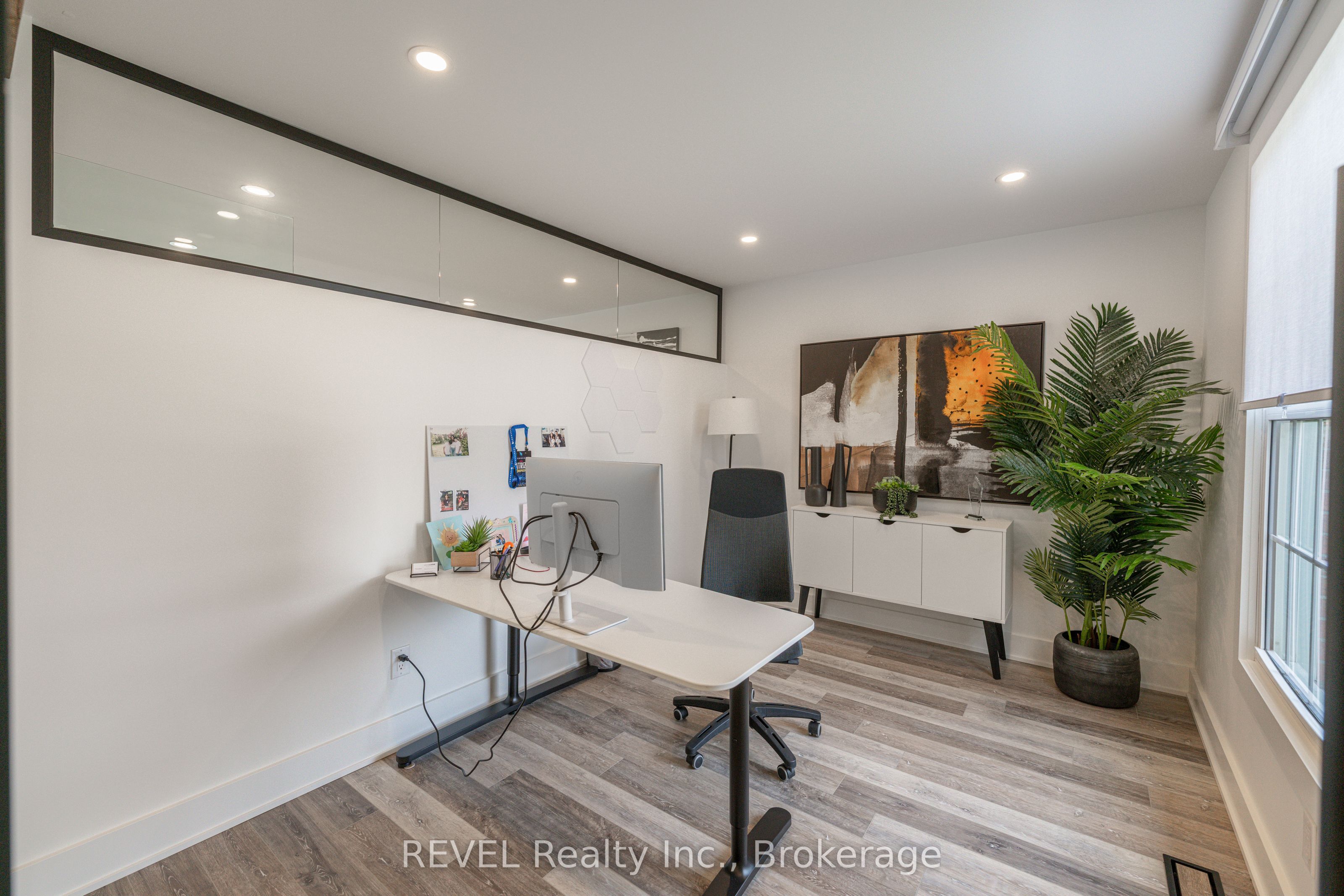 339 Mary Street Property Photo 19