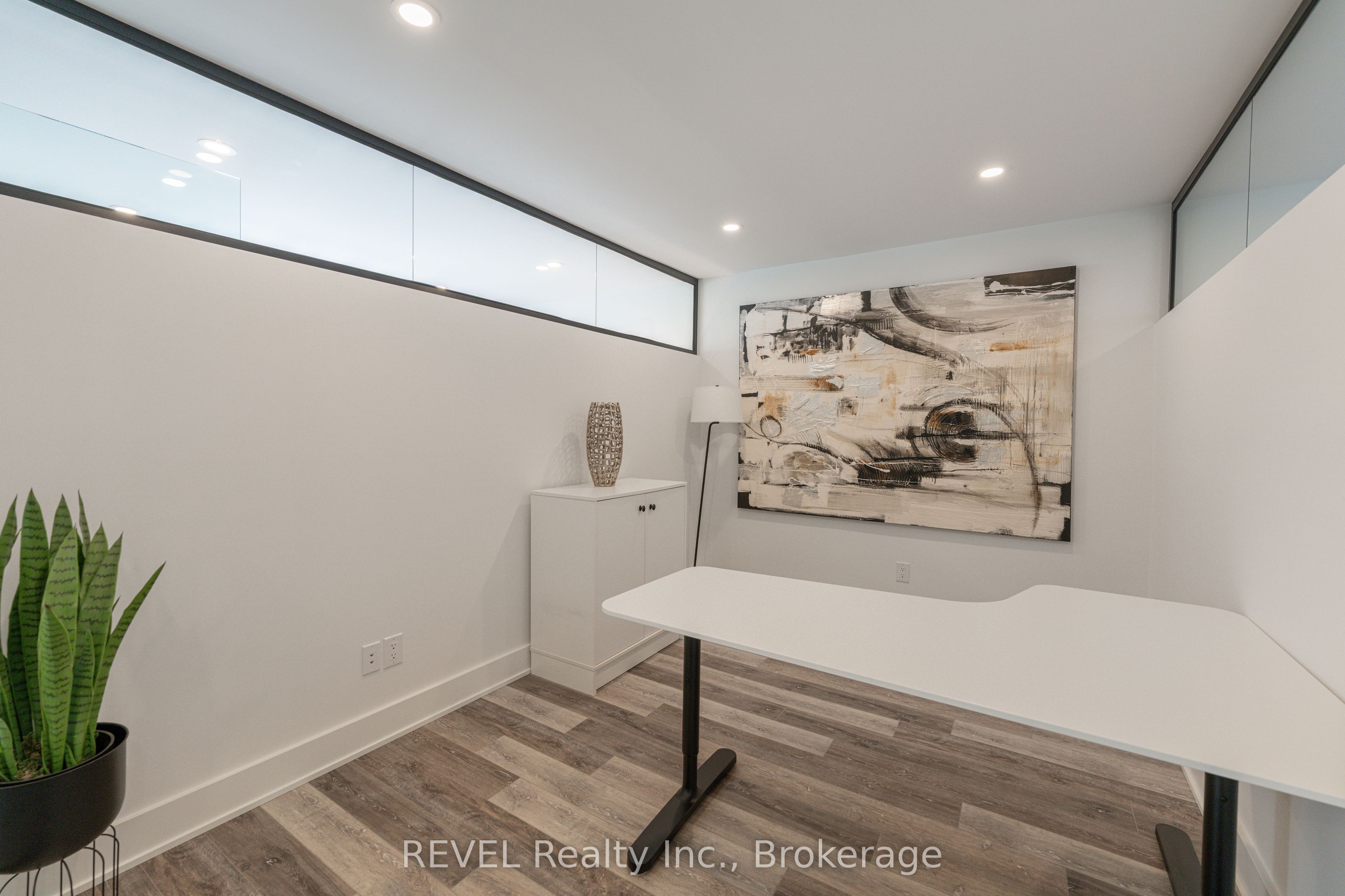 339 Mary Street Property Photo 20