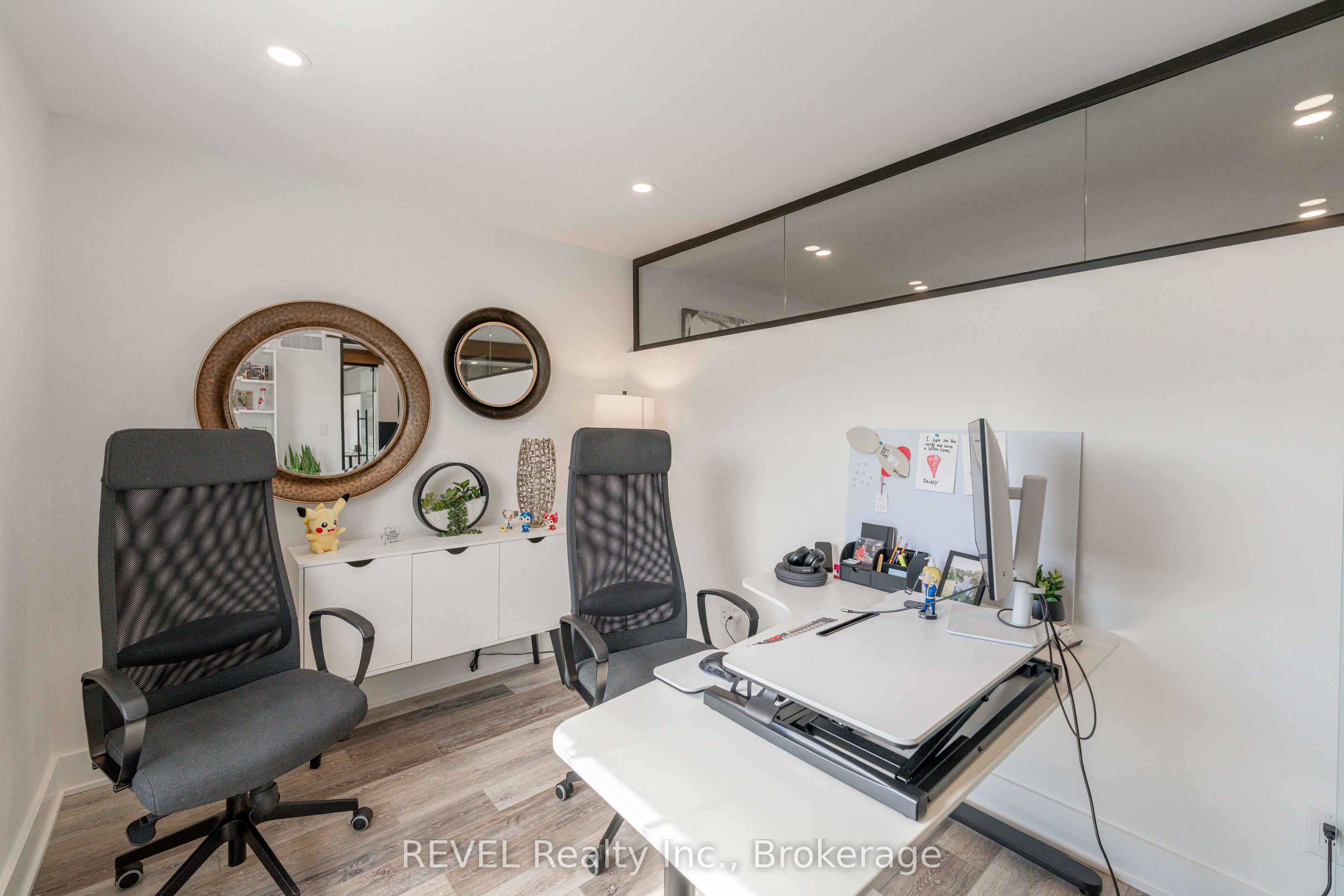 339 Mary Street Property Photo 23