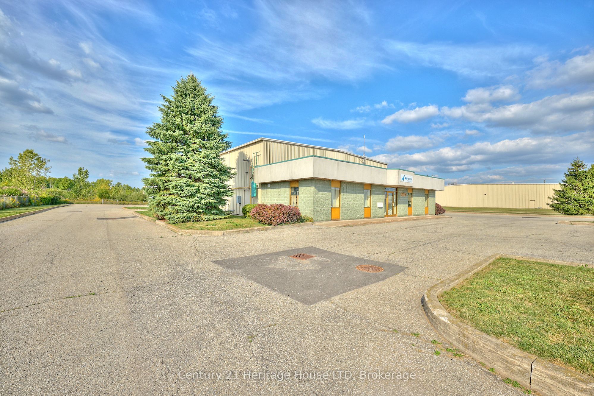 1360 Commerce Parkway Property Photo 2