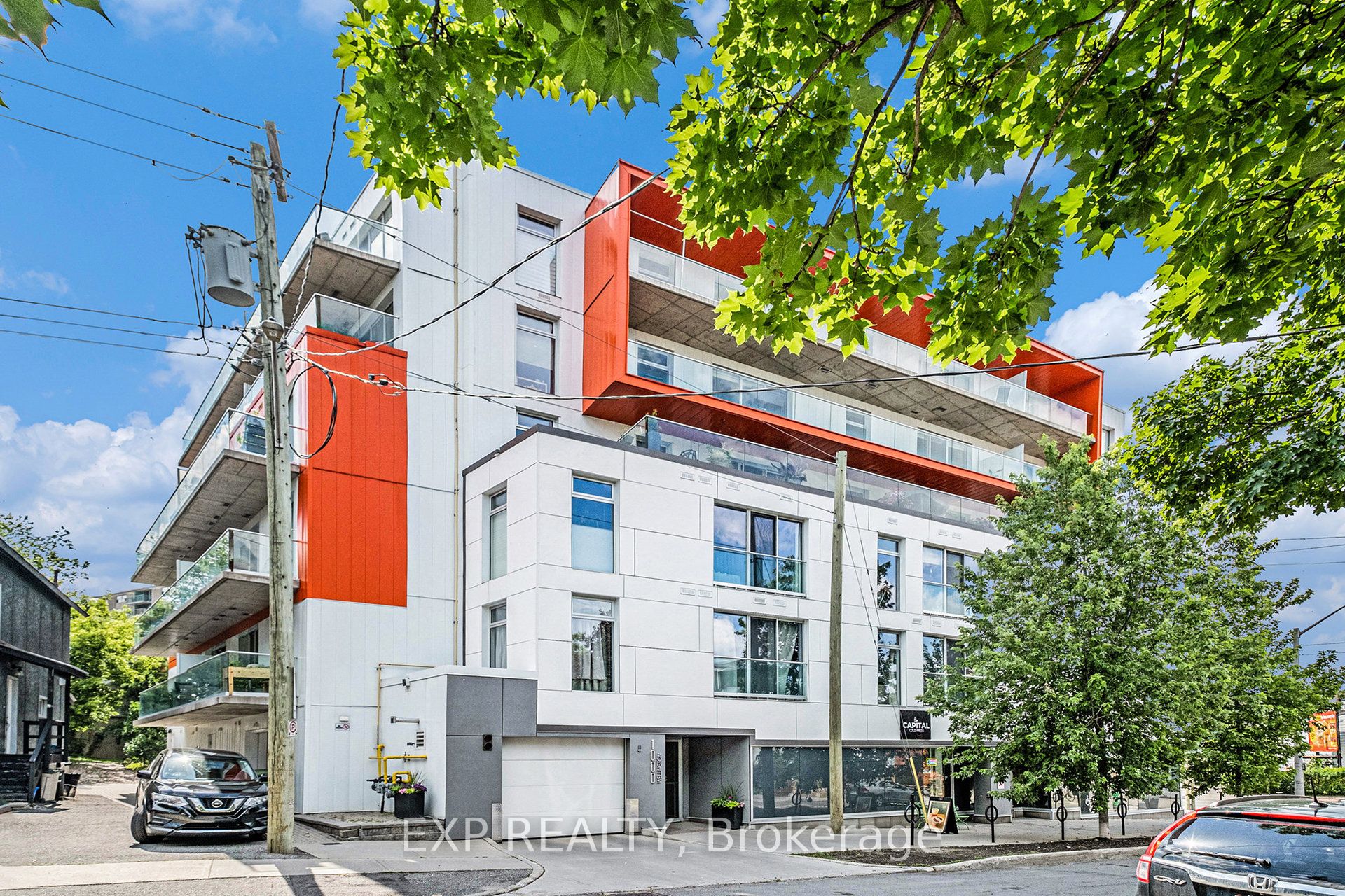 1000 Wellington Street W 206 Property Photo 2