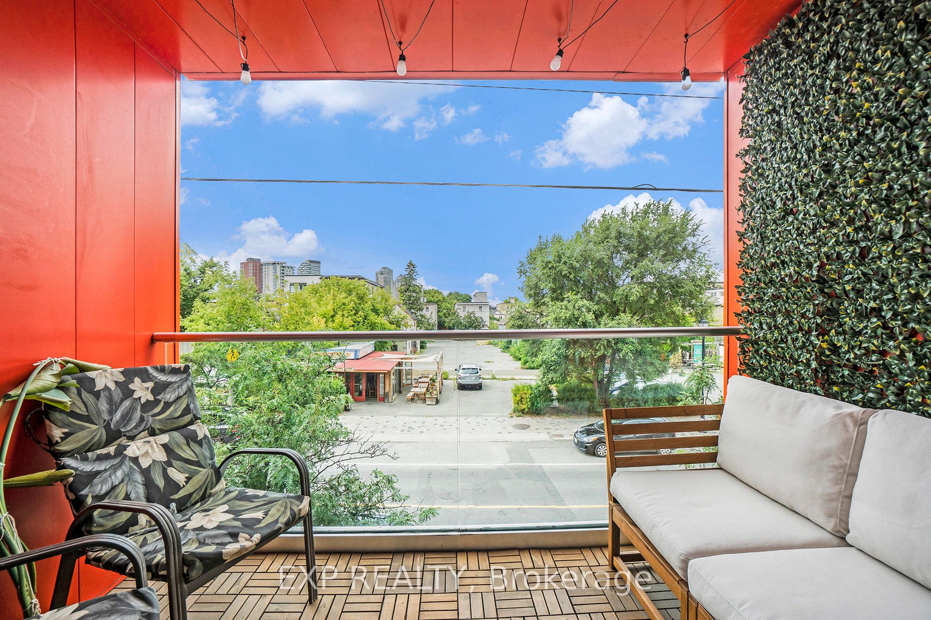 1000 Wellington Street W 206 Property Photo 20