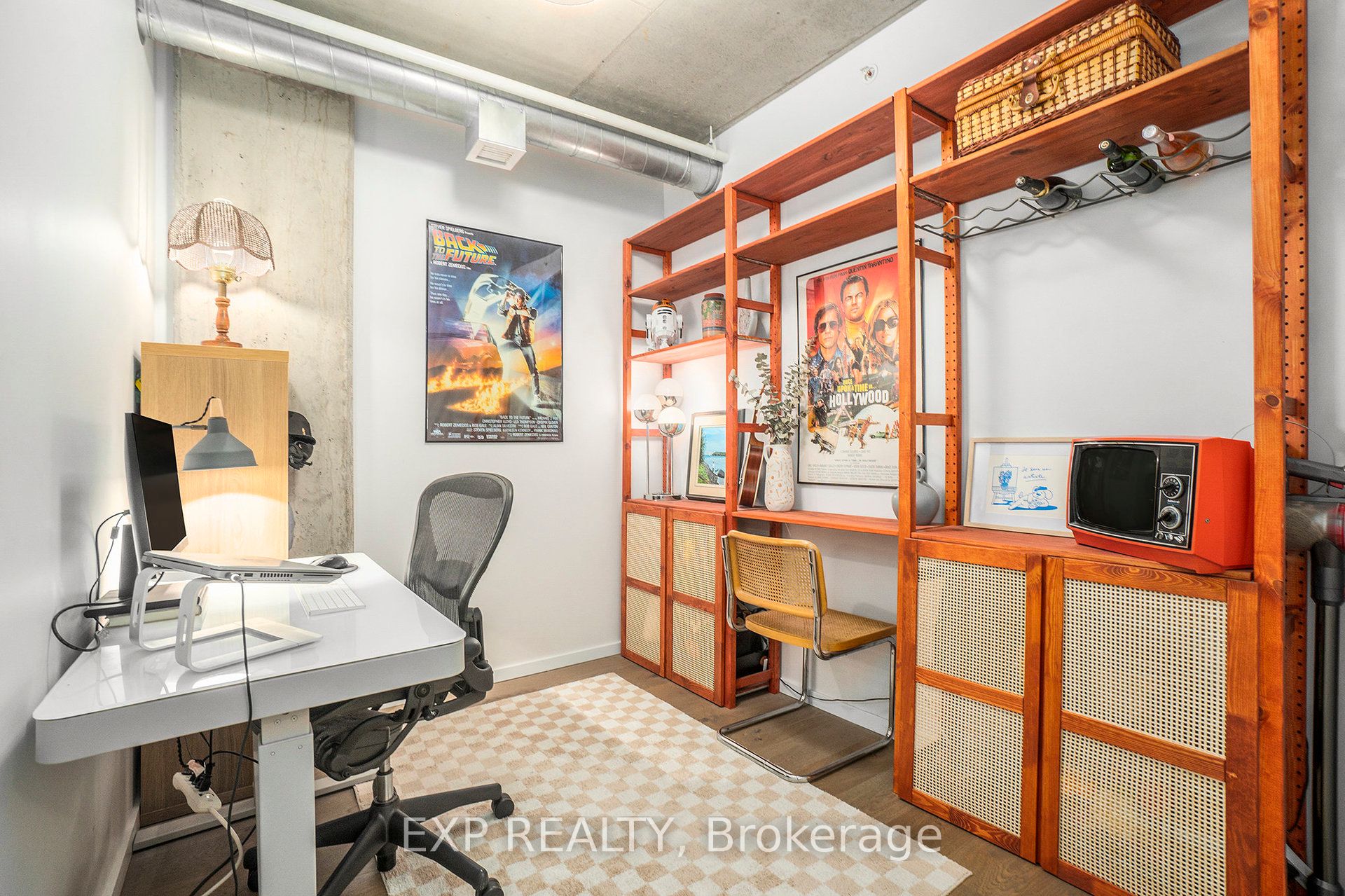 1000 Wellington Street W 206 Property Photo 22