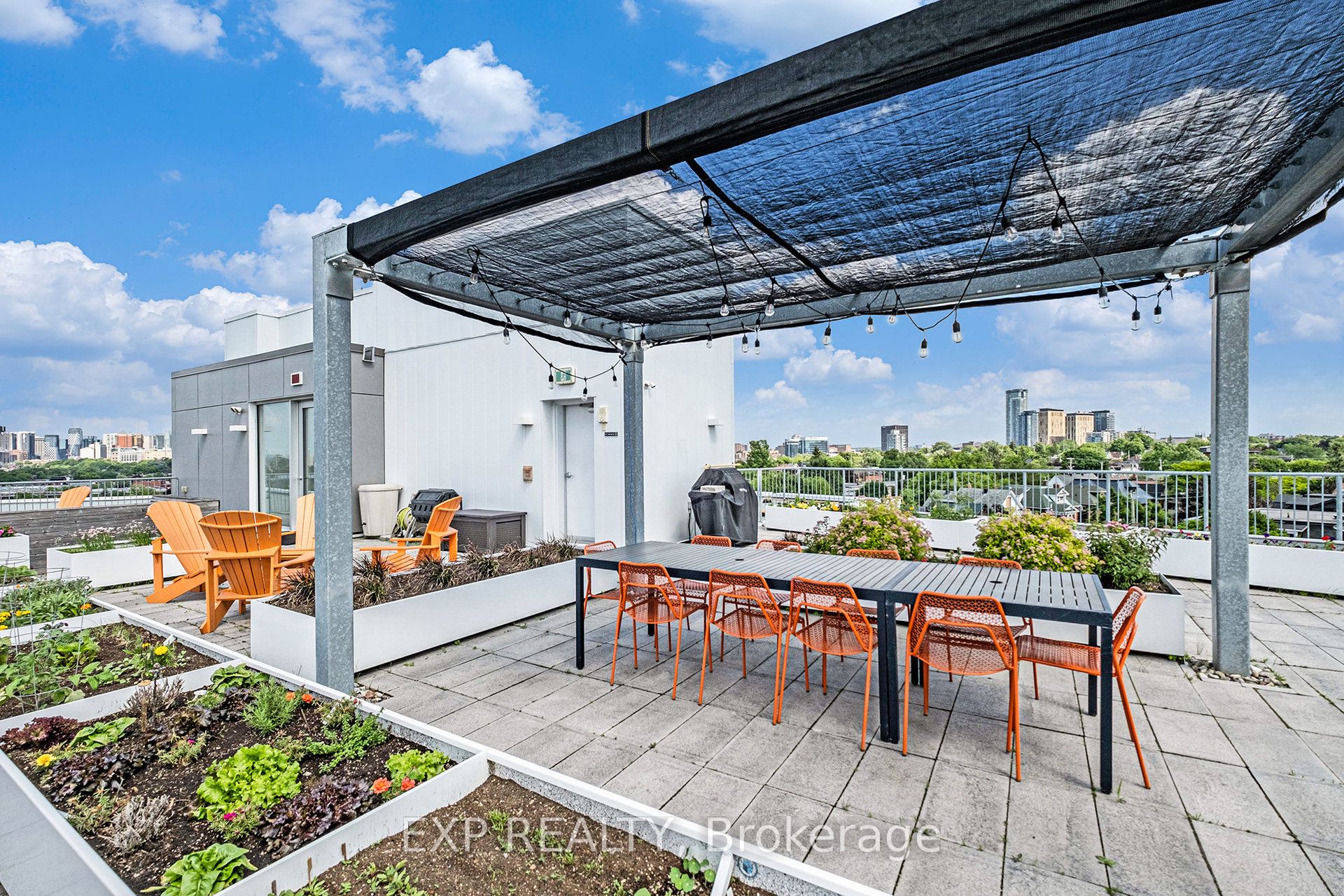 1000 Wellington Street W 206 Property Photo 26