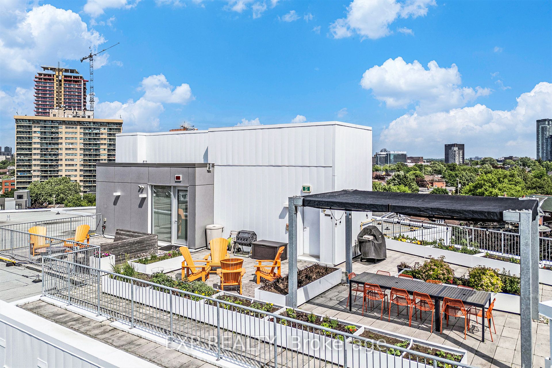 1000 Wellington Street W 206 Property Photo 27