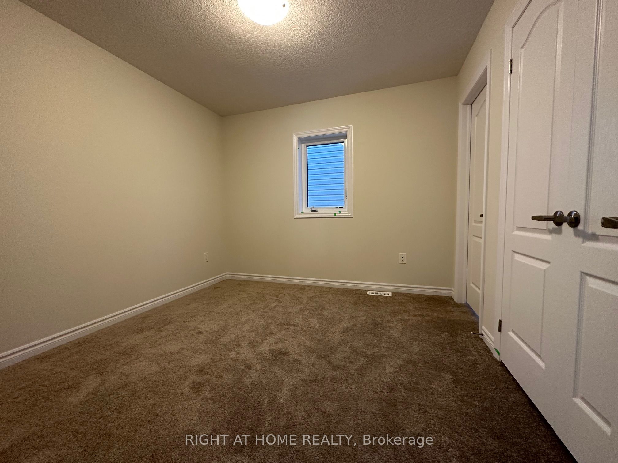 17 Cahill Drive Upper Property Photo 18