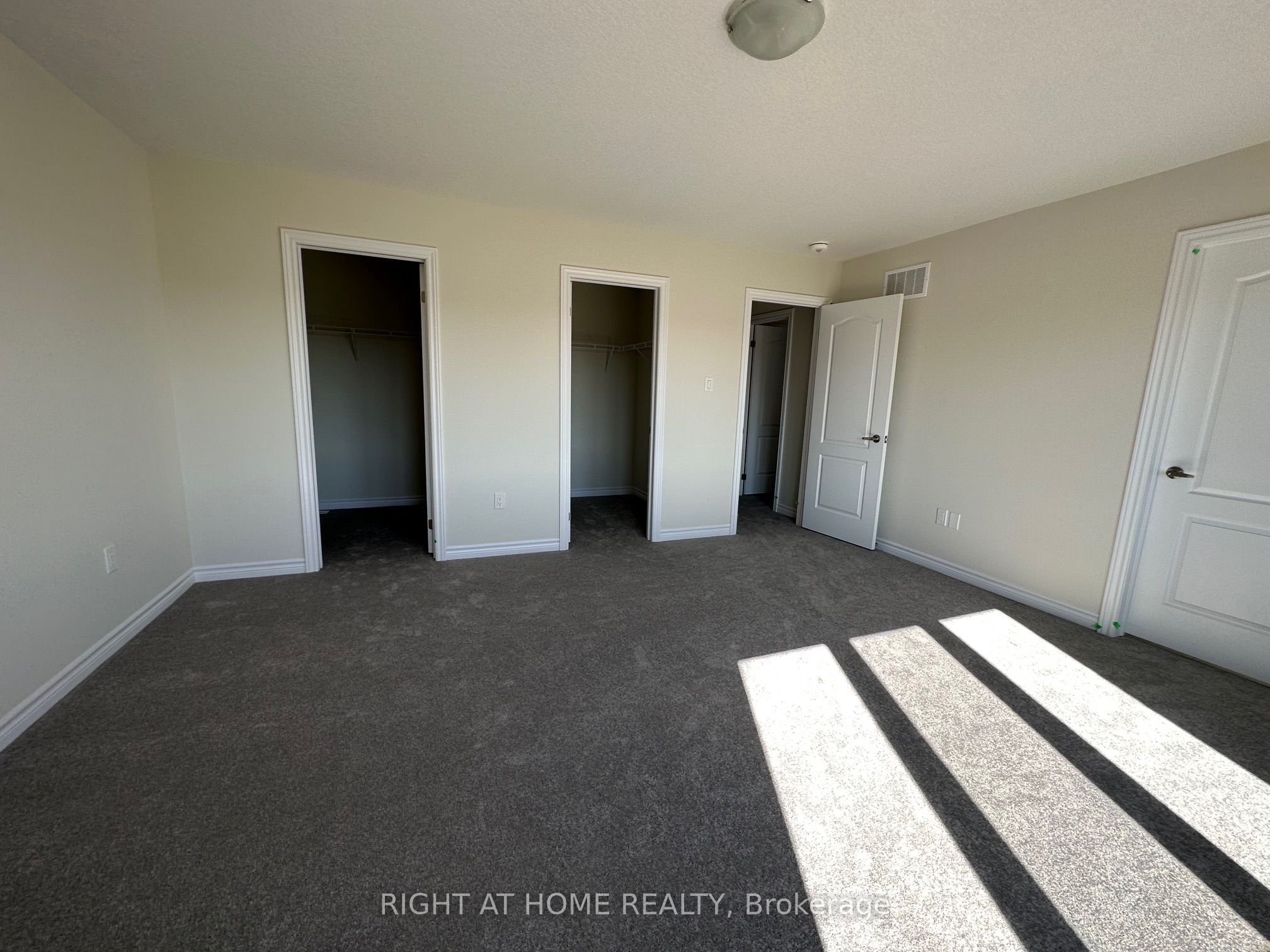 17 Cahill Drive Upper Property Photo 23