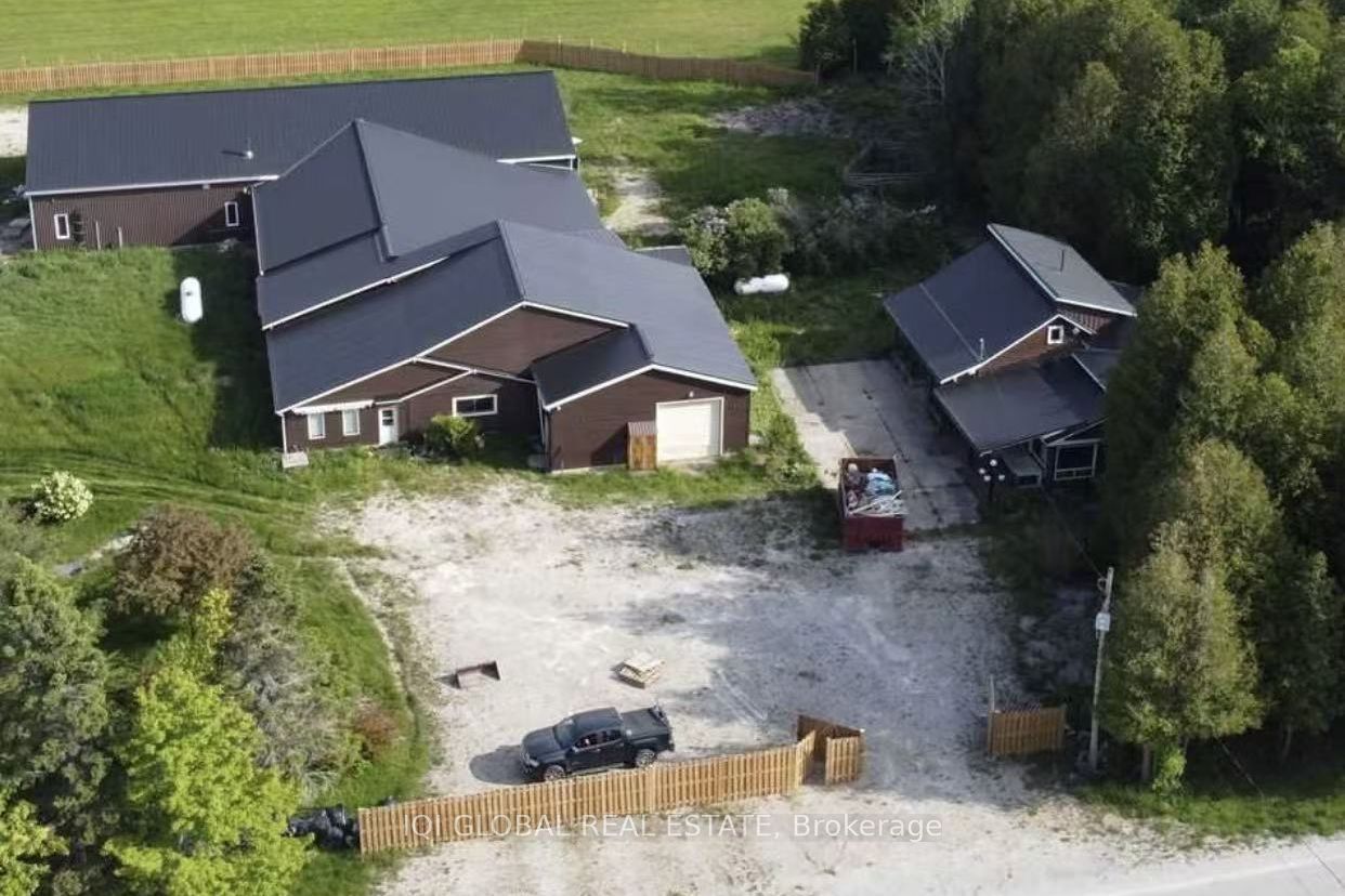 625 Little Pike Bay Rd Property Photo 1