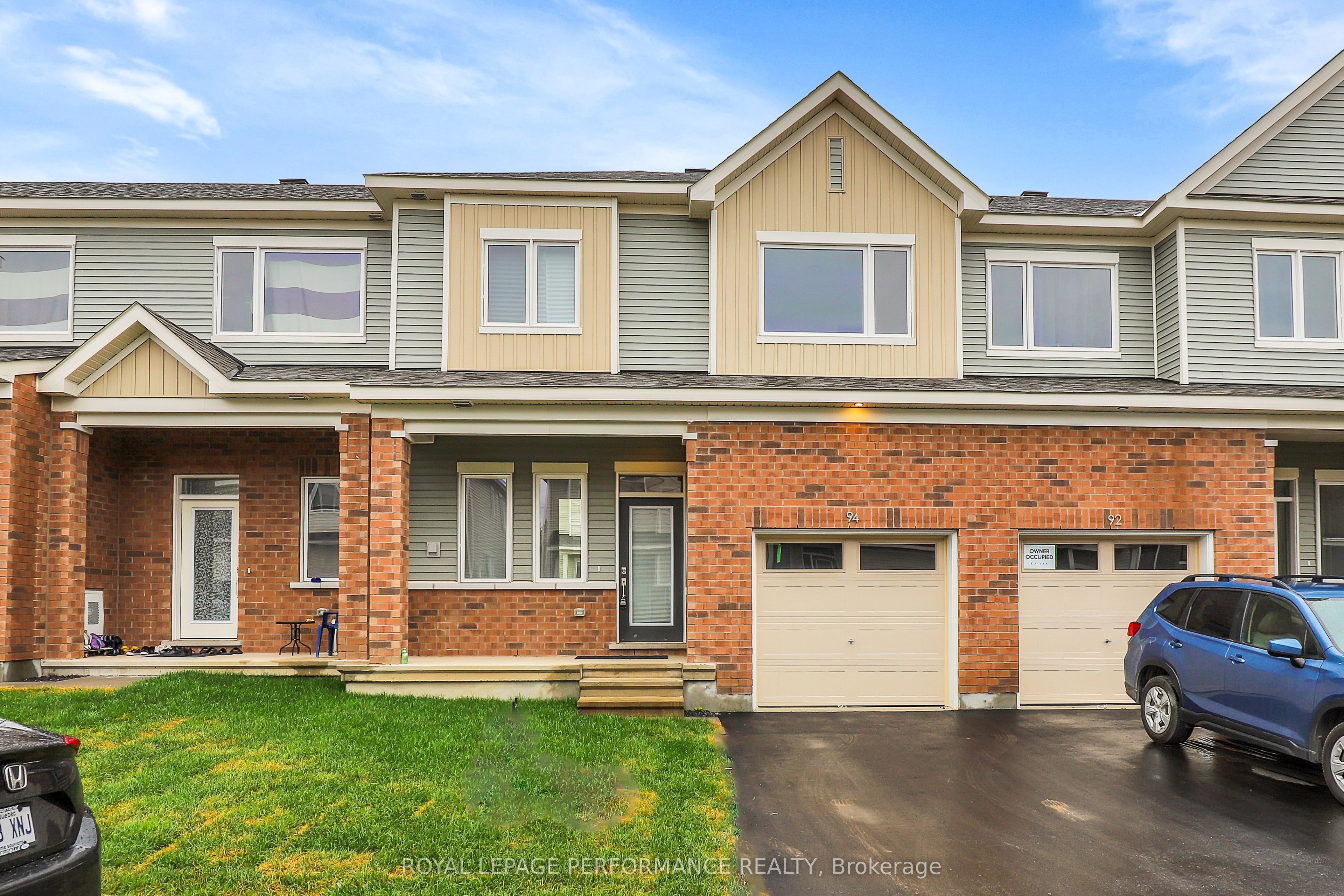 94 PIZZICATO Street Property Photo 1