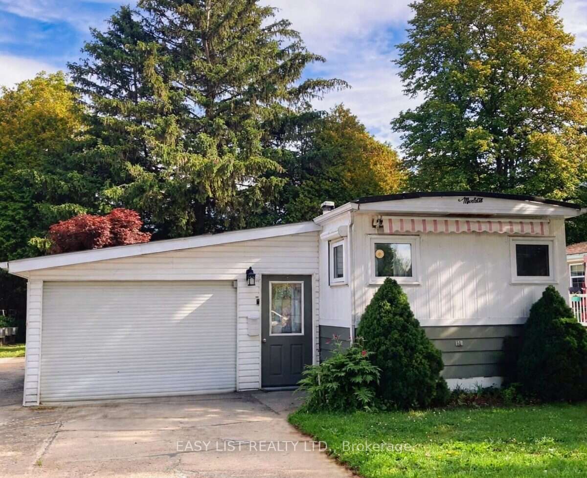 18 Sutton Drive Property Photo 1