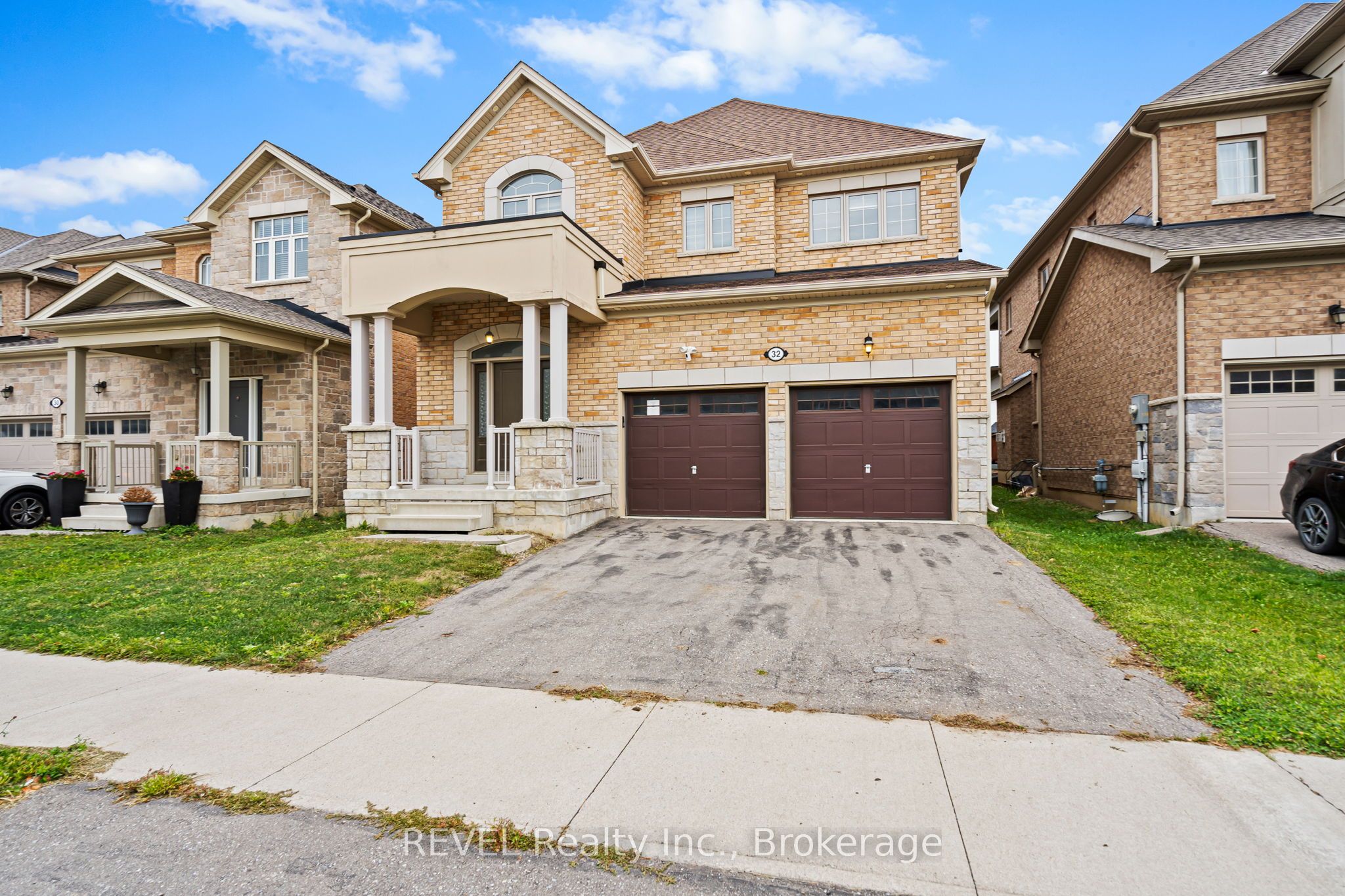 32 Sparkle Drive Property Photo 2