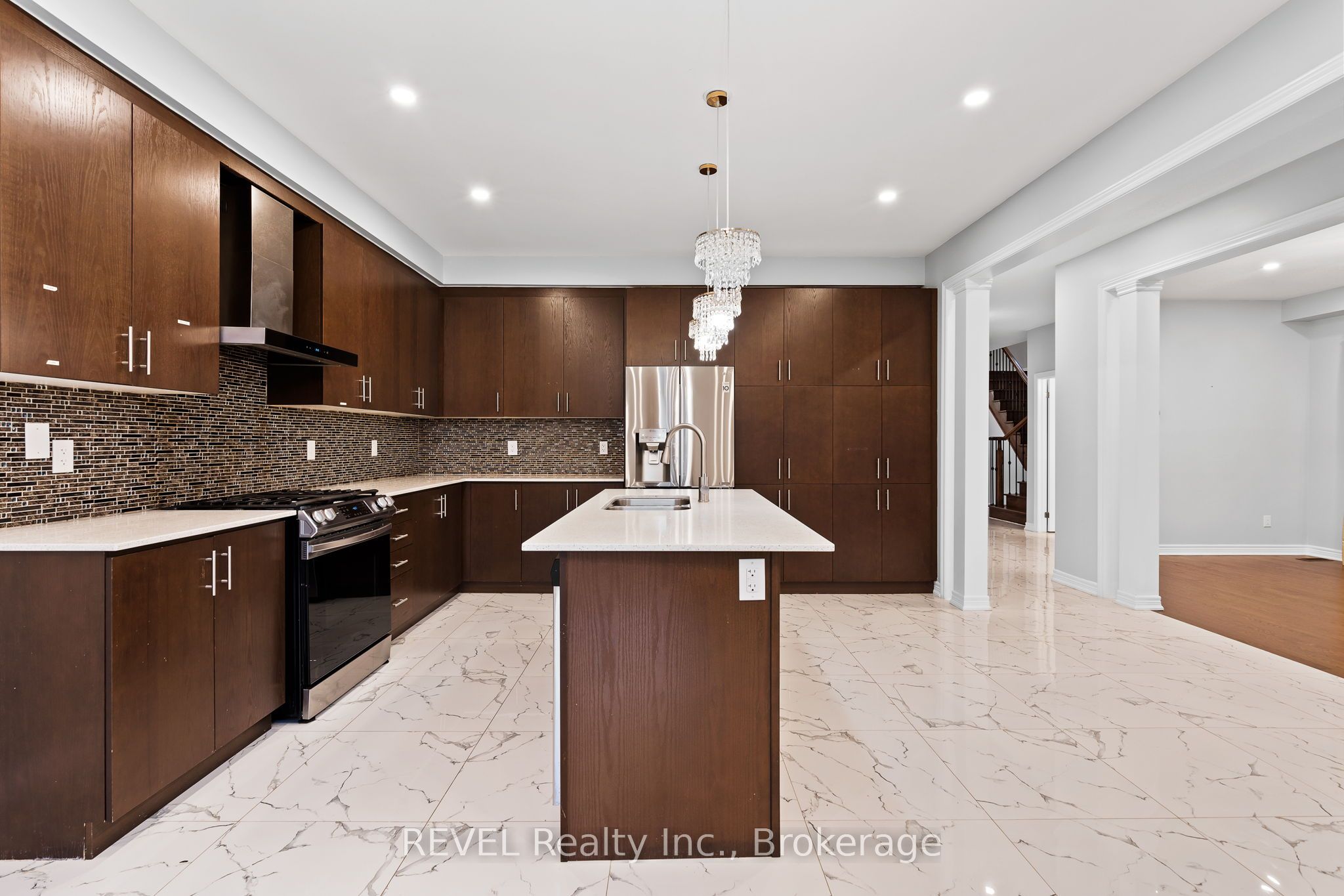 32 Sparkle Drive Property Photo 11