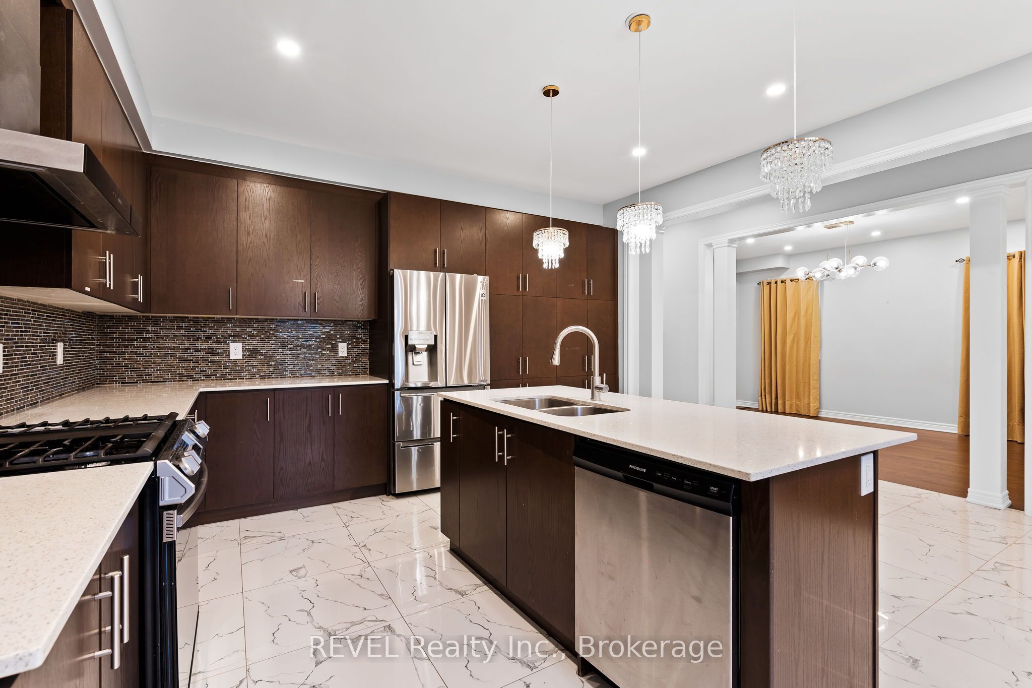 32 Sparkle Drive Property Photo 12