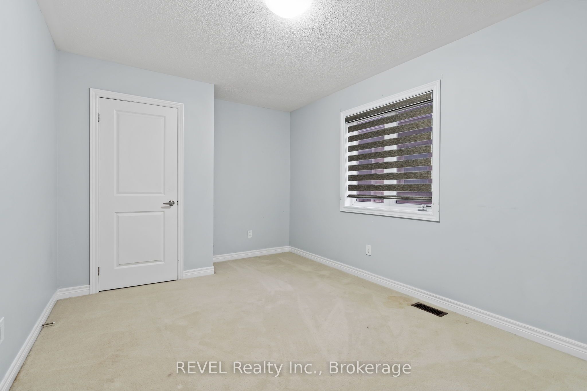 32 Sparkle Drive Property Photo 23