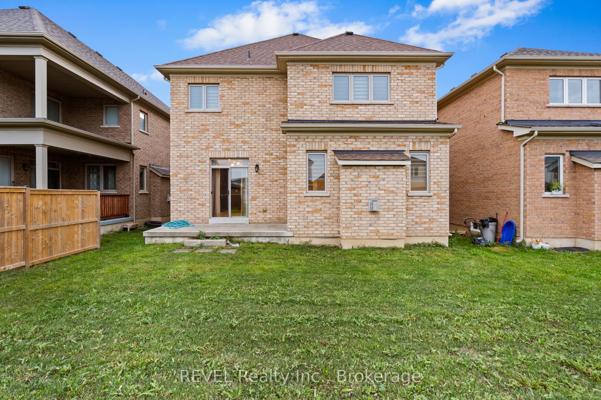 32 Sparkle Drive Property Photo 29