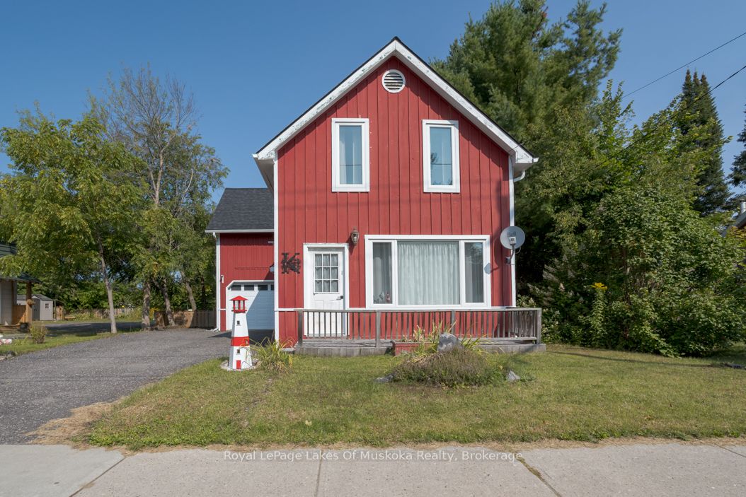 181 Dill St Property Photo 1