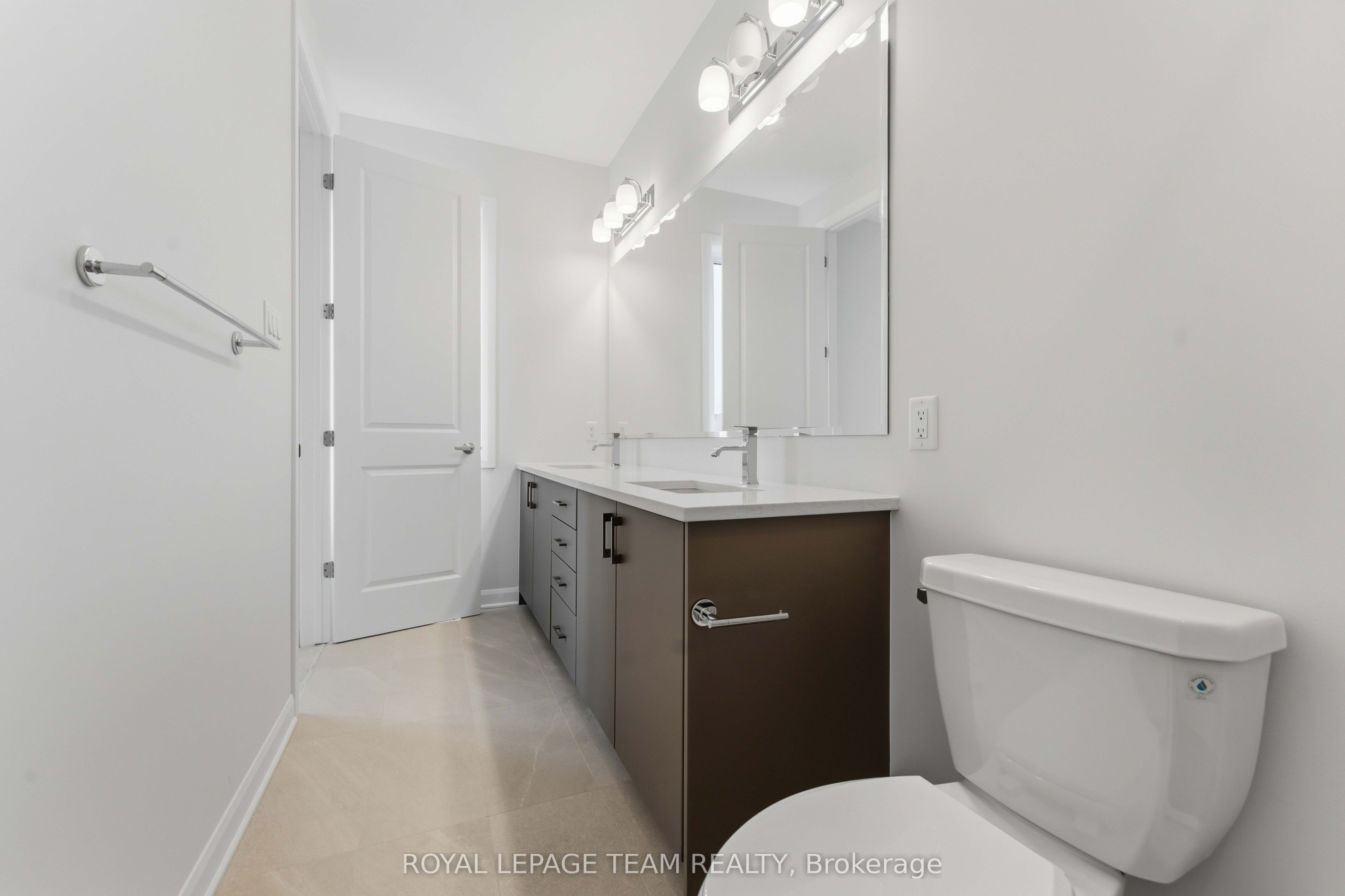 920 Locomotion Lane Property Photo 28