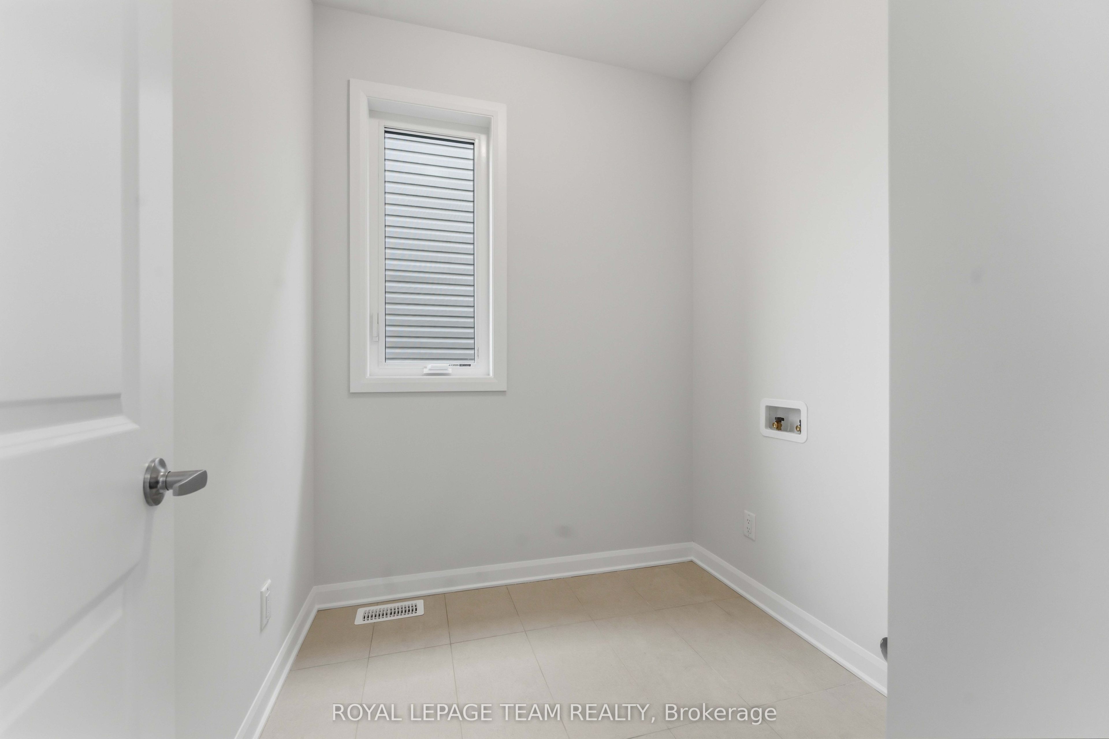 920 Locomotion Lane Property Photo 29