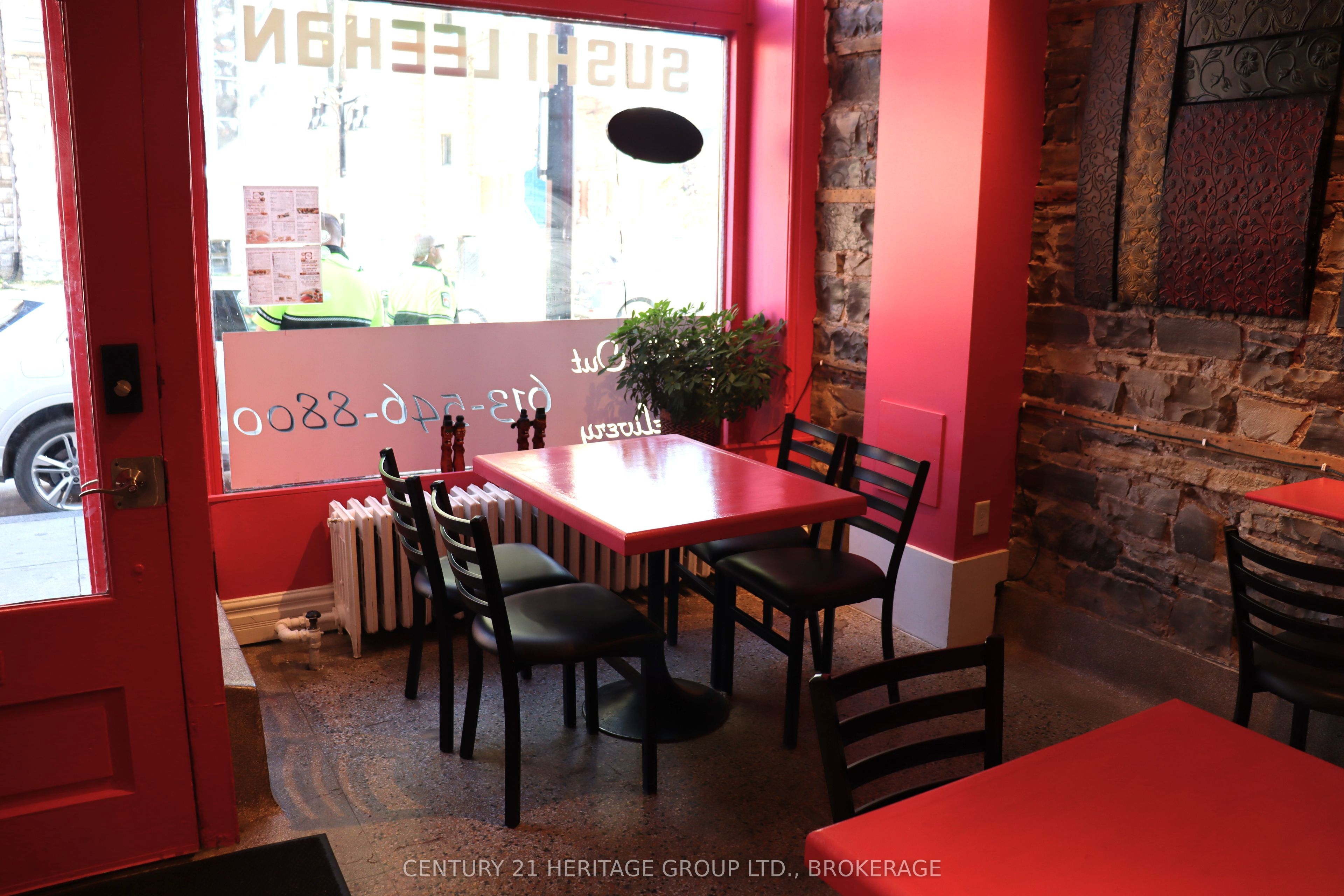 326 Princess Street Property Photo 2