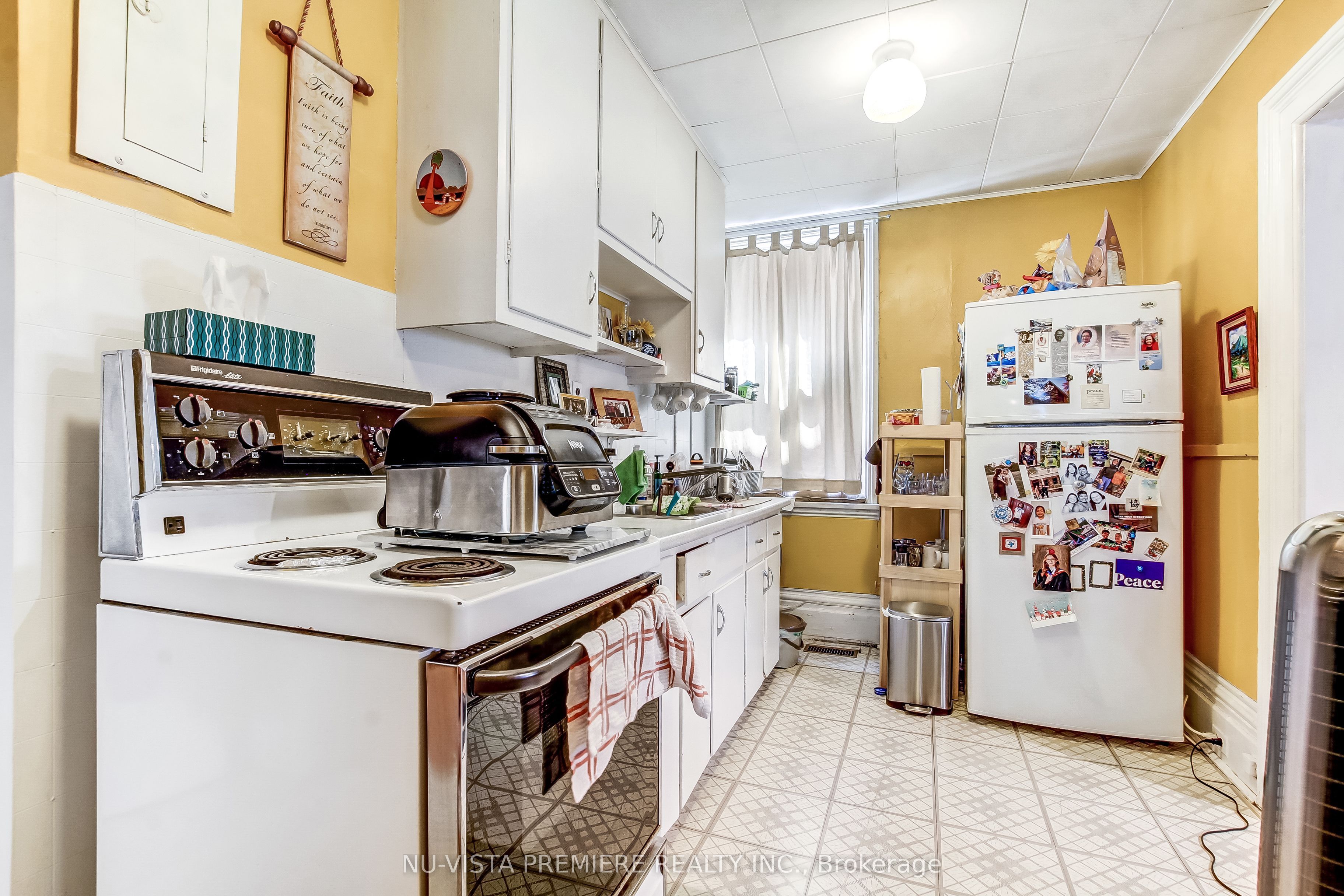 312 Piccadilly Street Property Photo 13