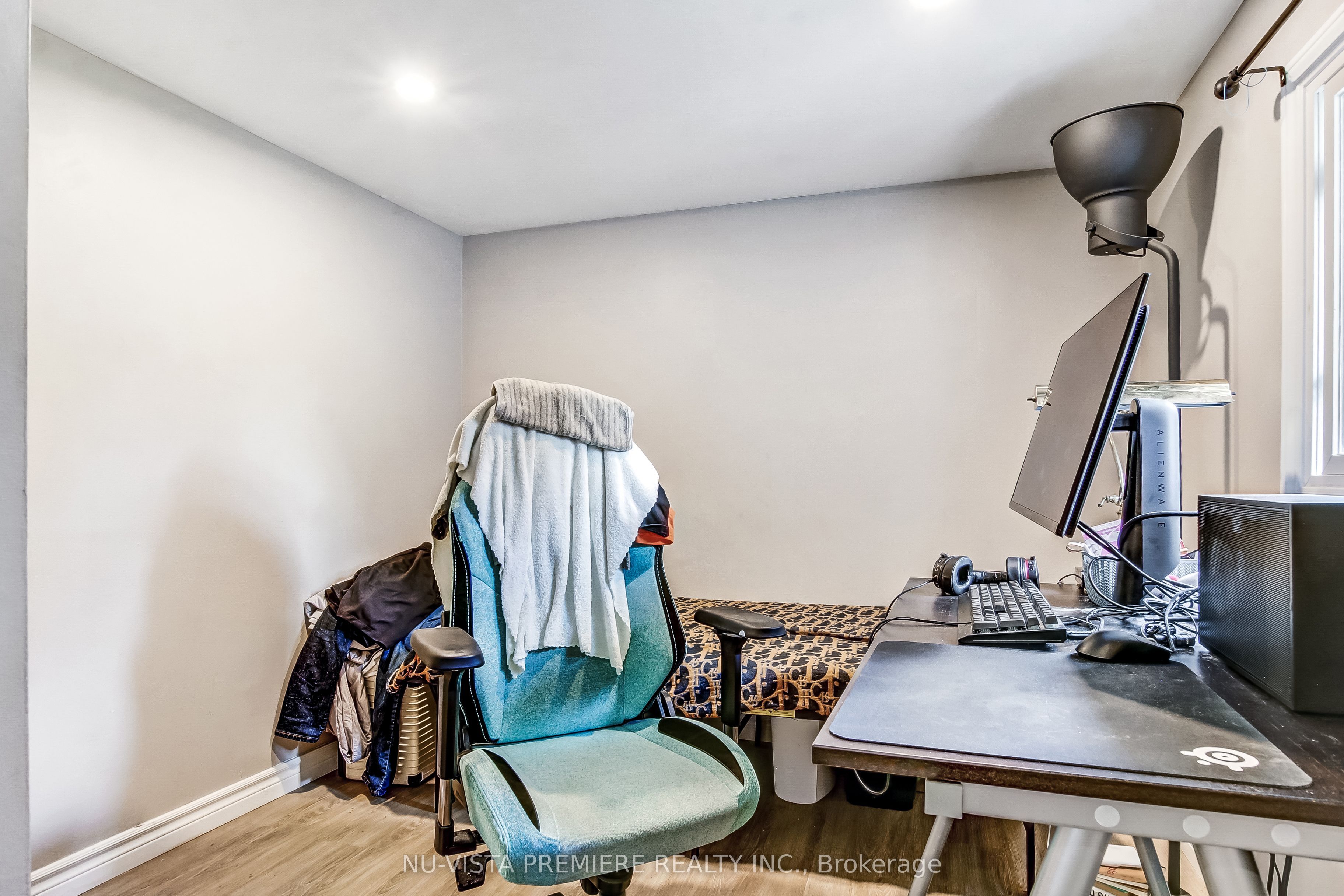 312 Piccadilly Street Property Photo 23