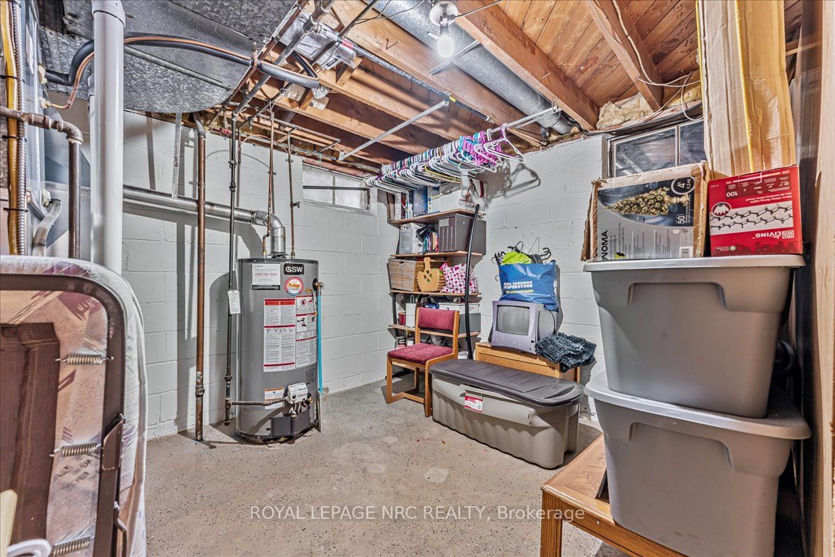 16 Dunraven Avenue Property Photo 27