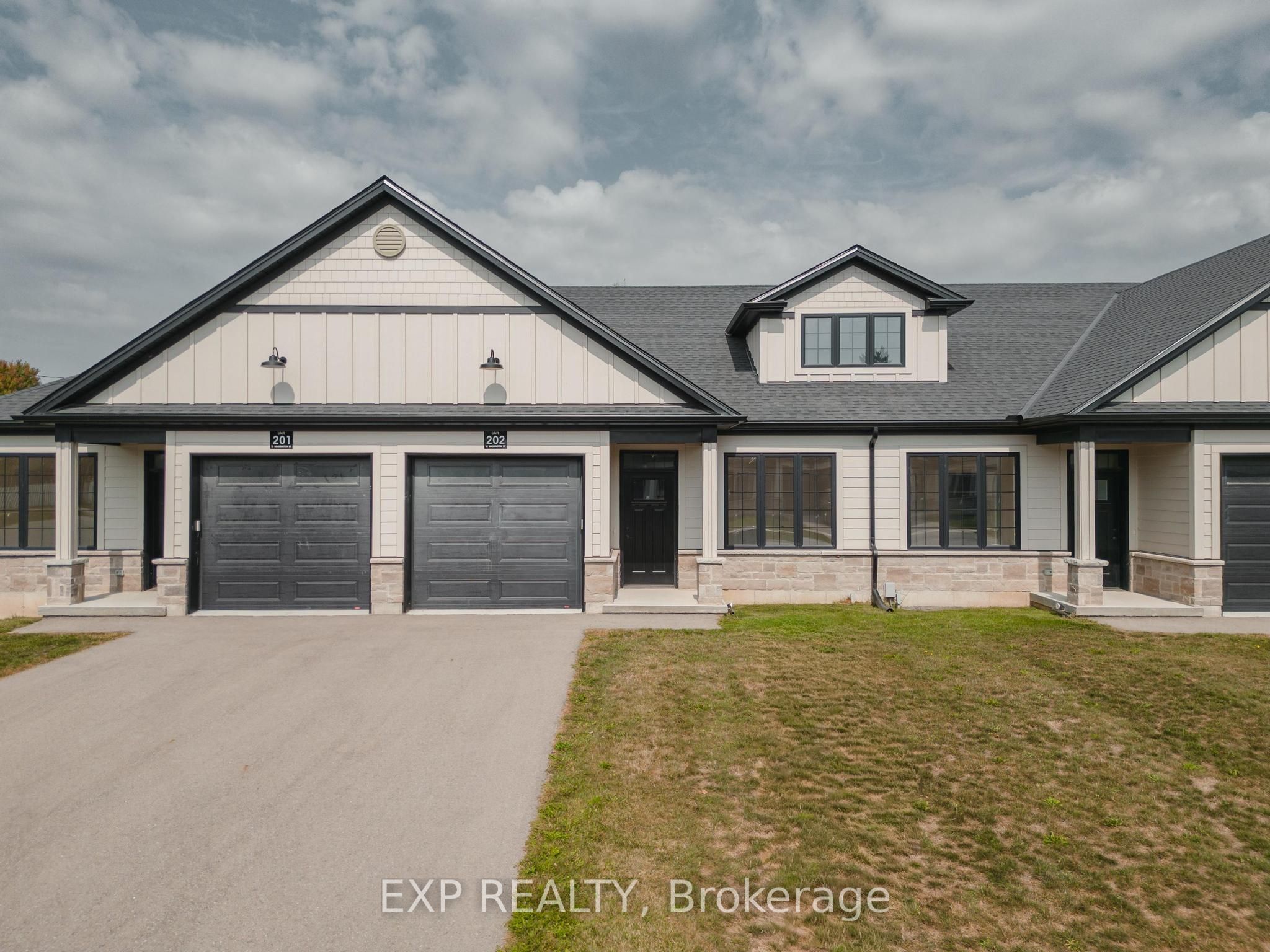 12 Washington Street 202 Property Photo 1