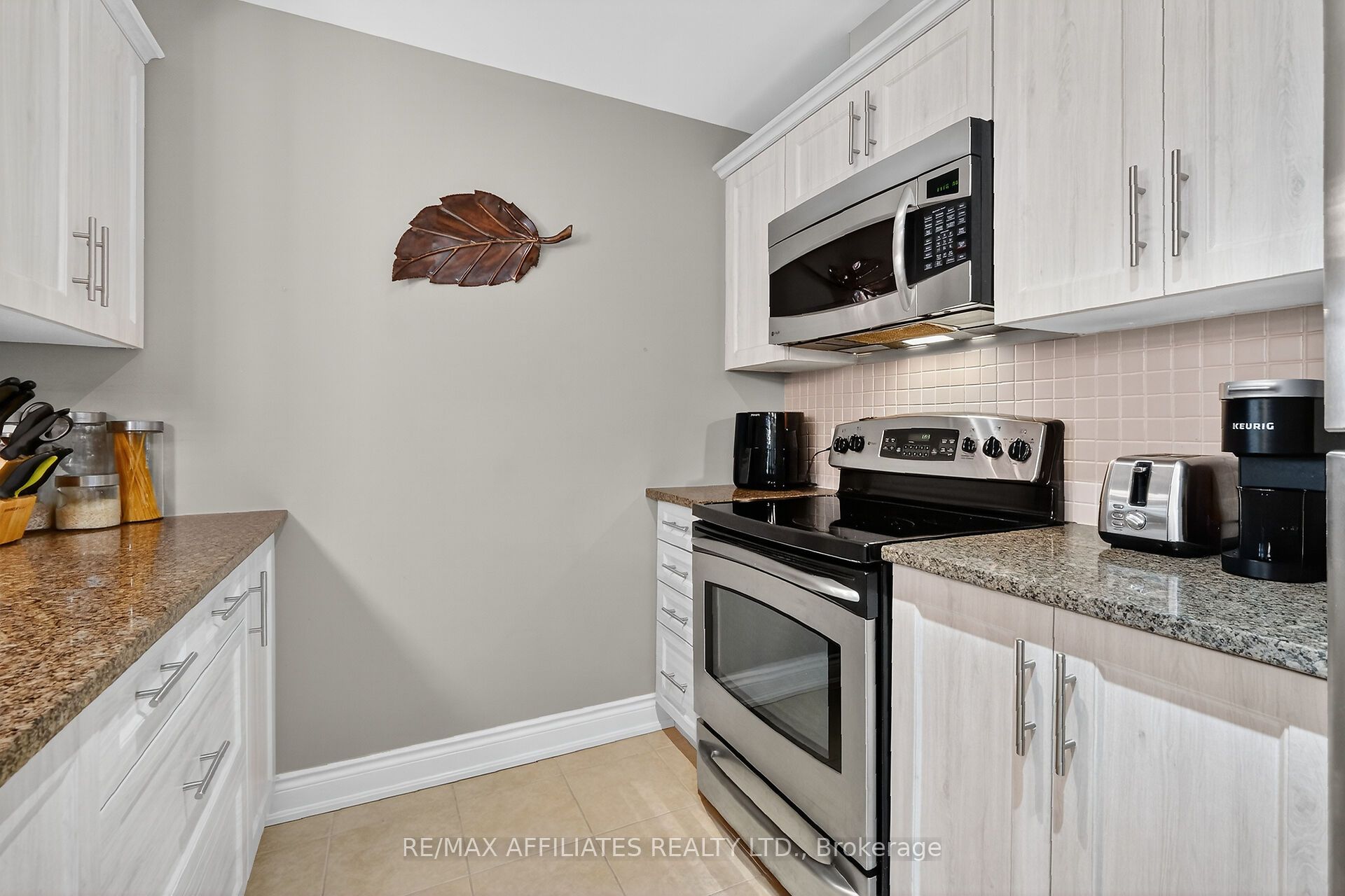 100 Inlet Private 905 Property Photo 17