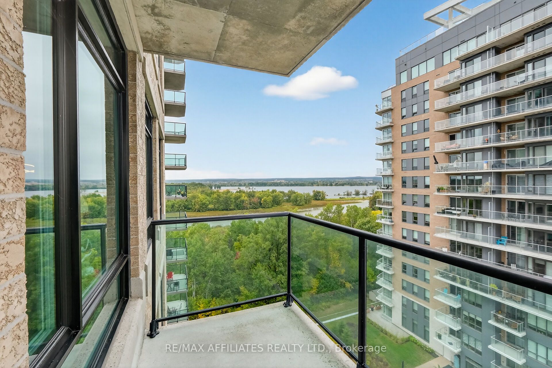 100 Inlet Private 905 Property Photo 28