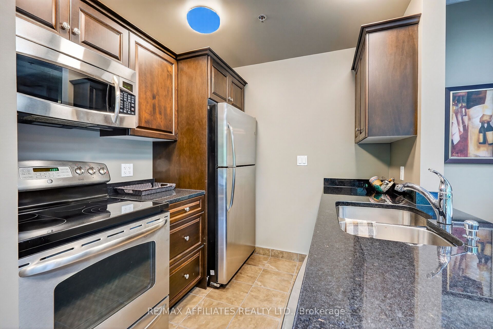 100 Inlet Private 905 Property Photo 33