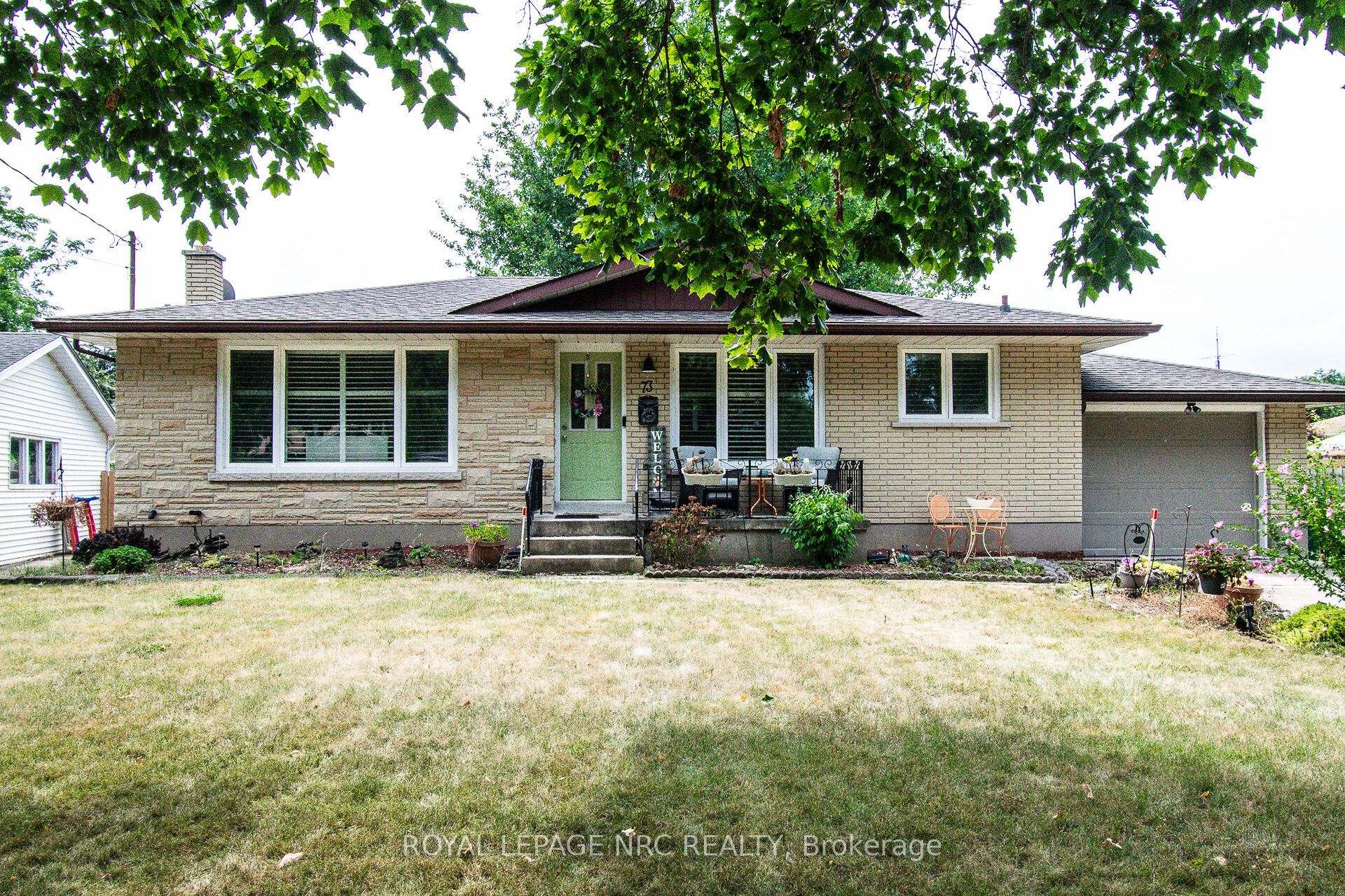 73 Lockview Crescent Property Photo 1