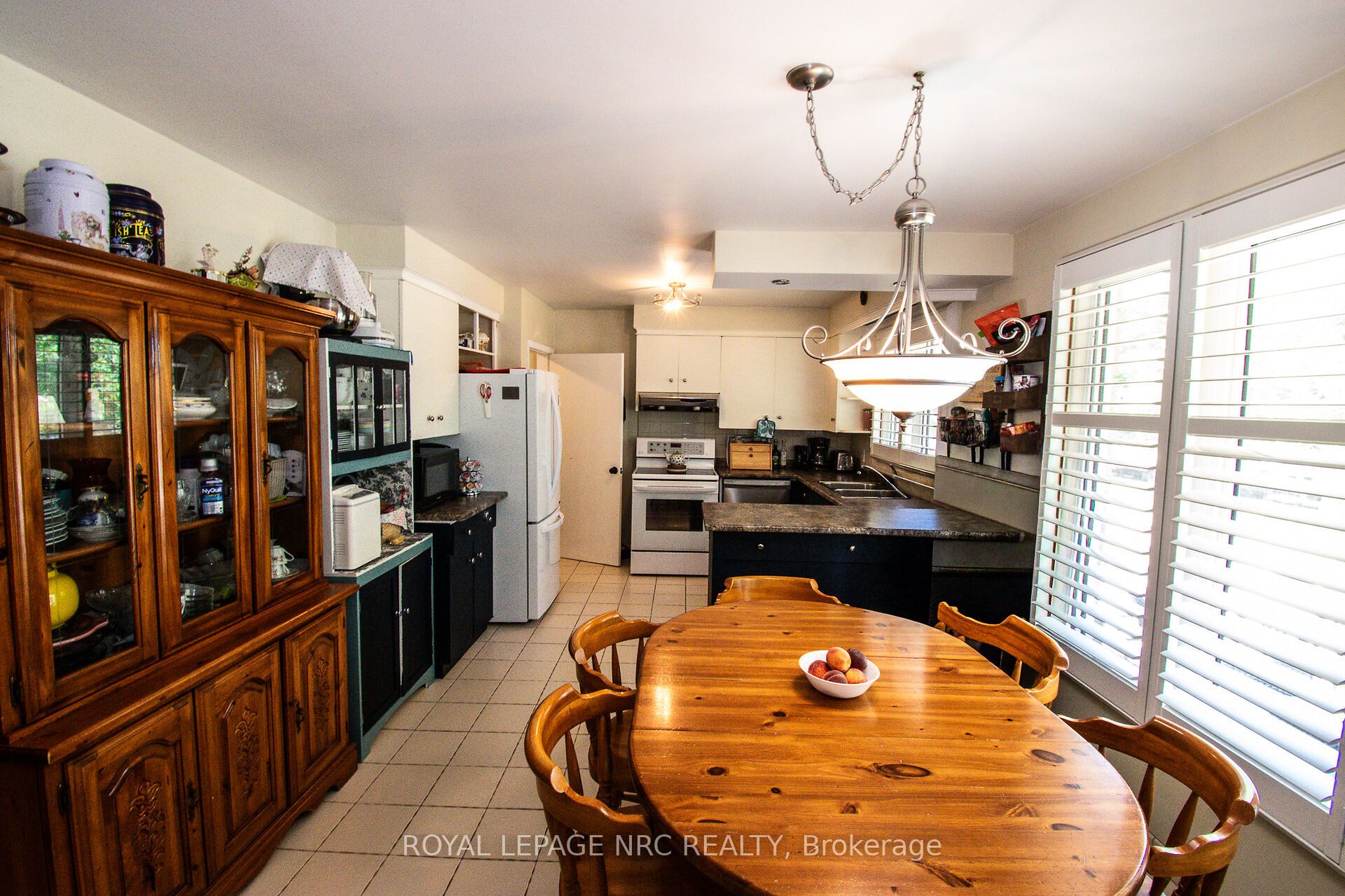 73 Lockview Crescent Property Photo 9