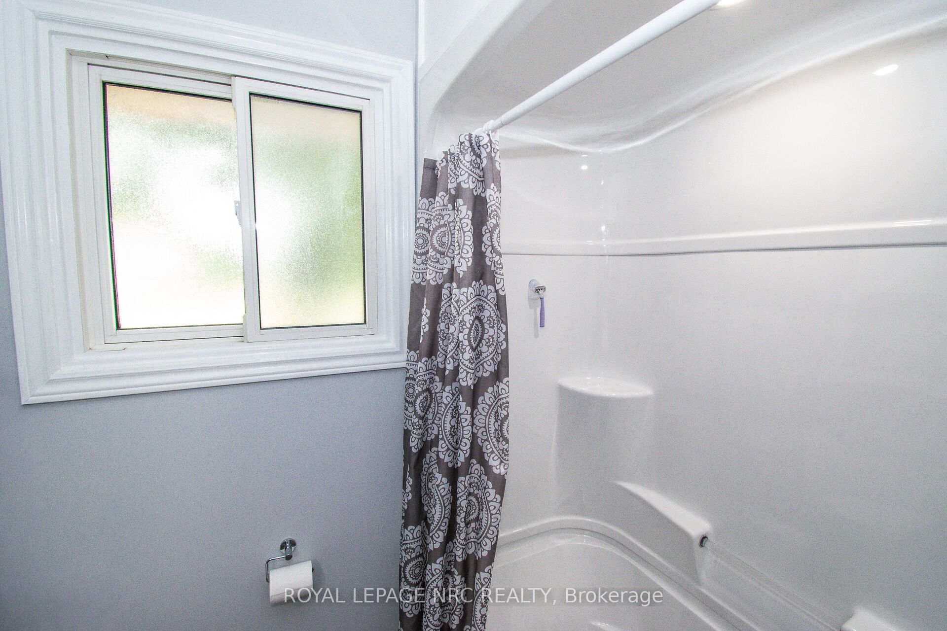 73 Lockview Crescent Property Photo 22