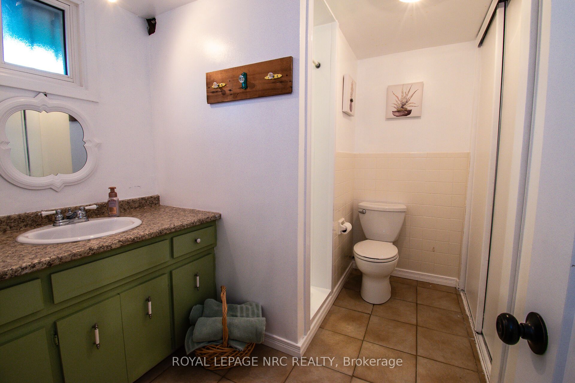 73 Lockview Crescent Property Photo 32