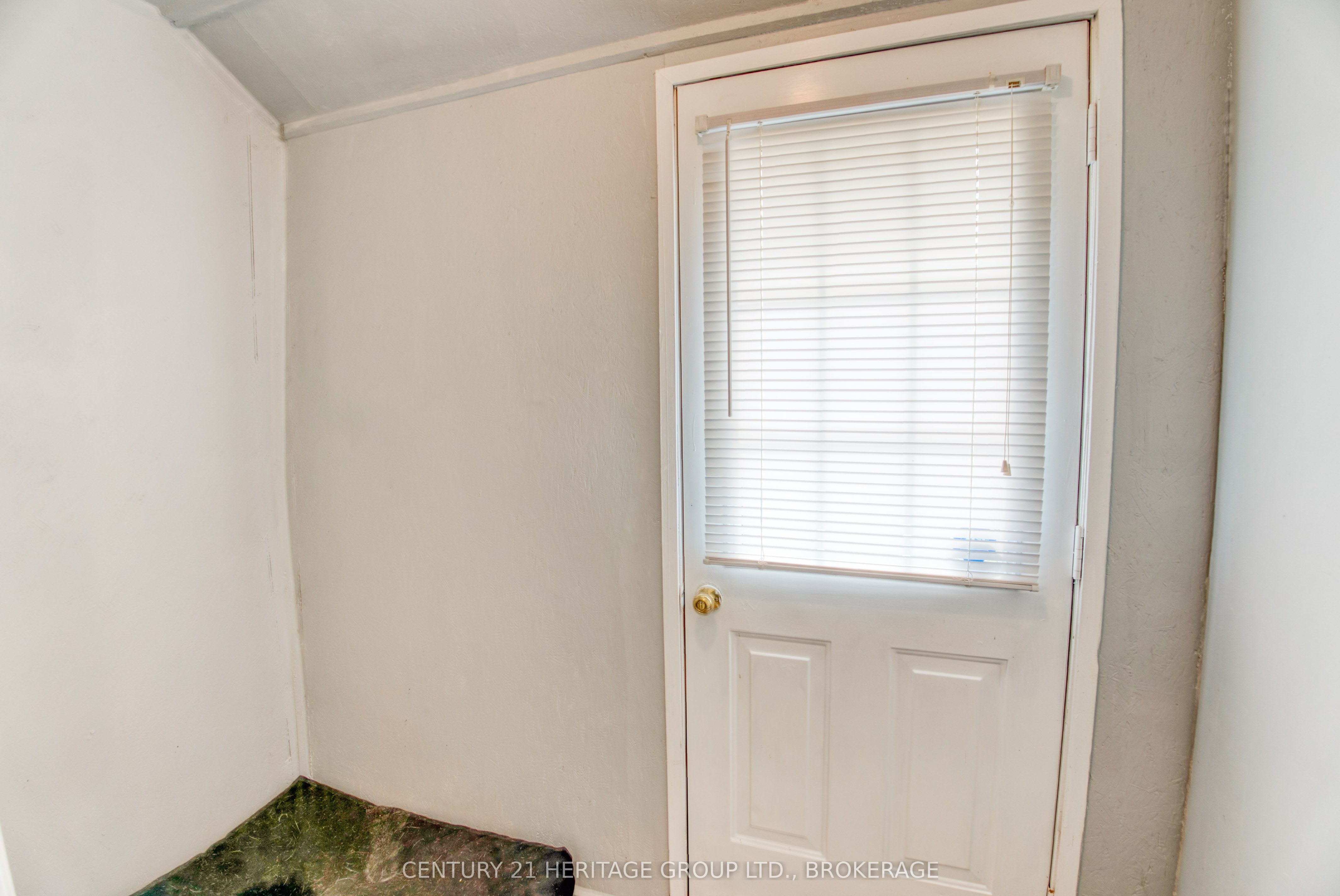 6913 County 2 Road Property Photo 23