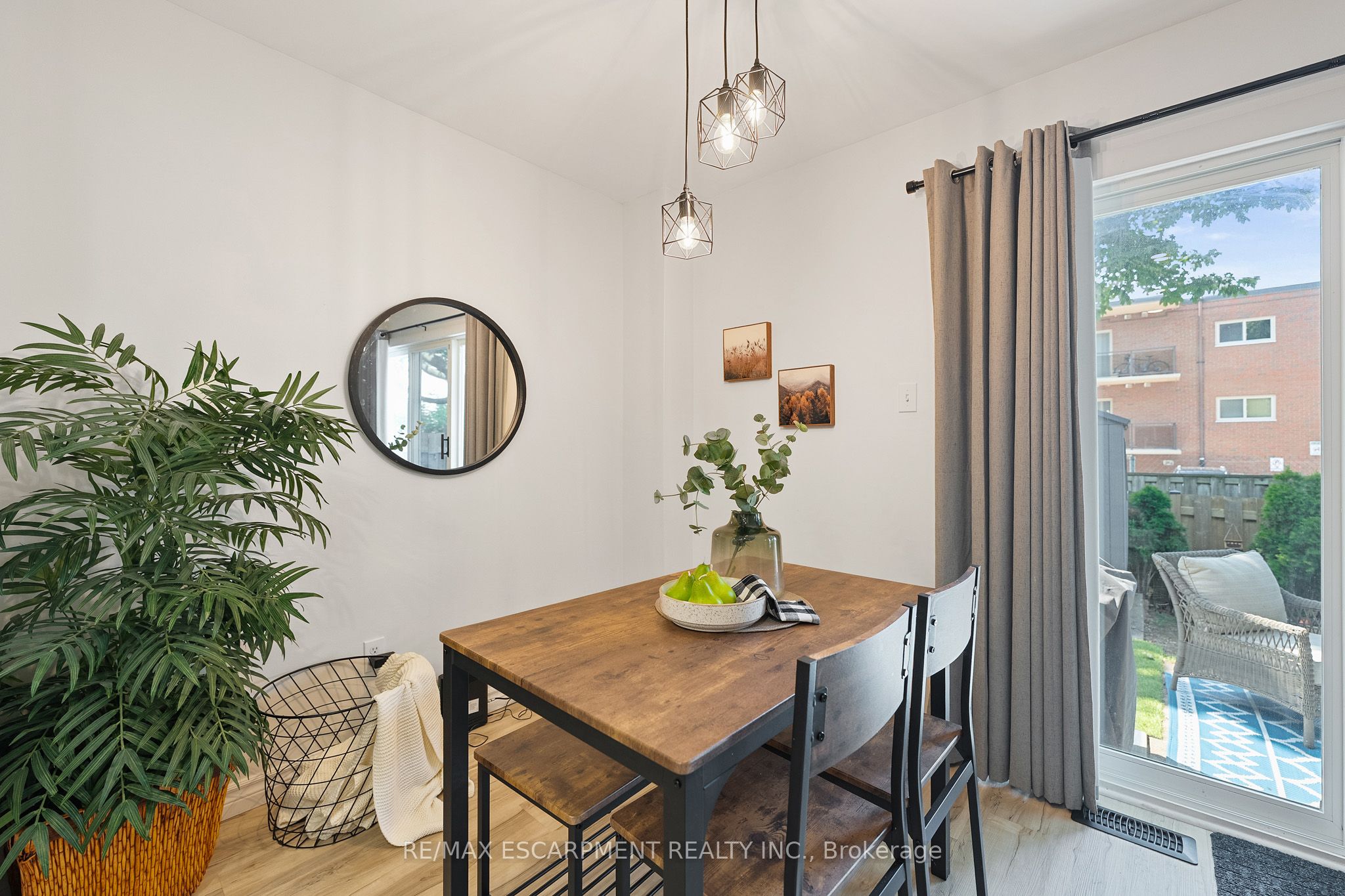 17 Old Pine Trail 150 Property Photo 5