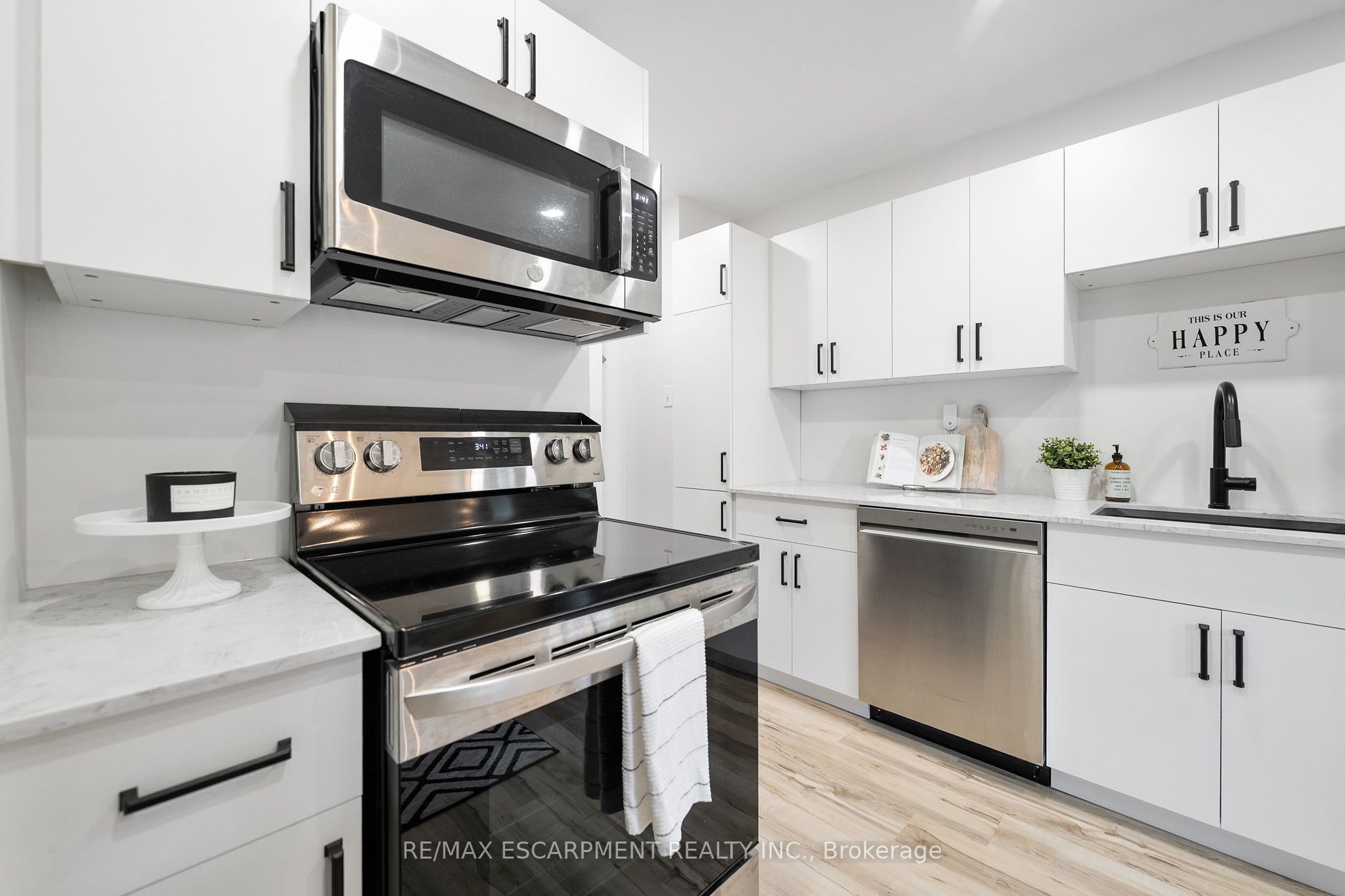 17 Old Pine Trail 150 Property Photo 9