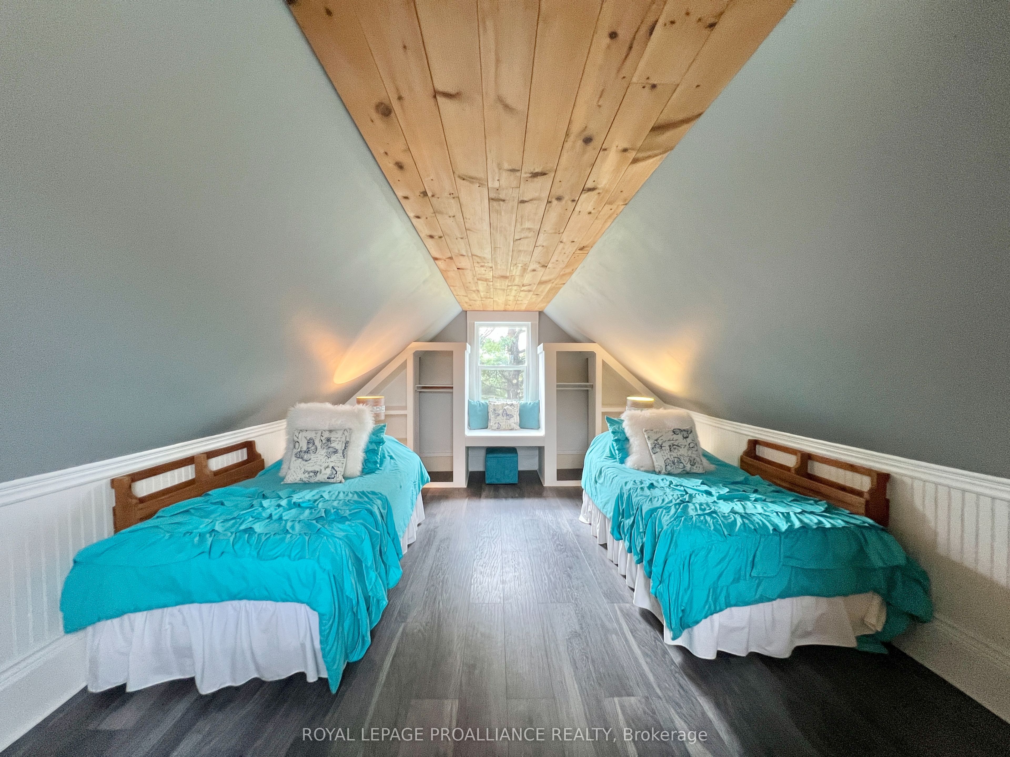 310 Old Madoc Road Property Photo 8