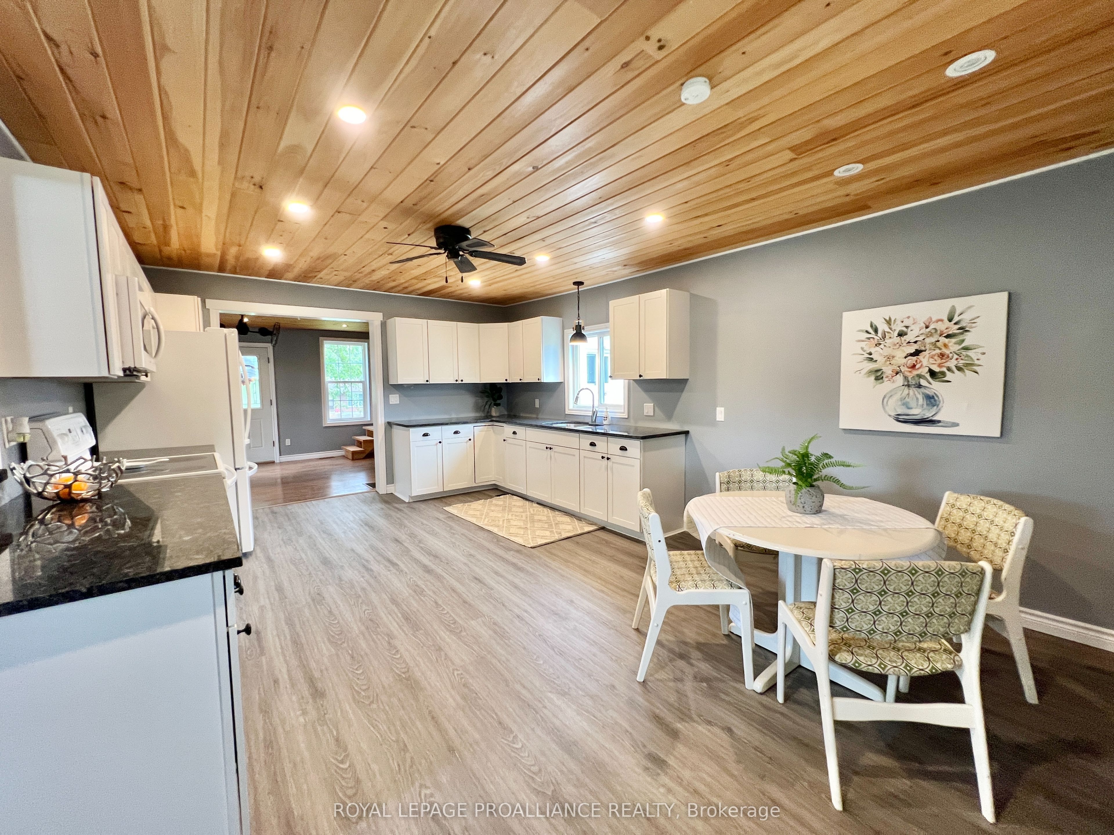 310 Old Madoc Road Property Photo 12